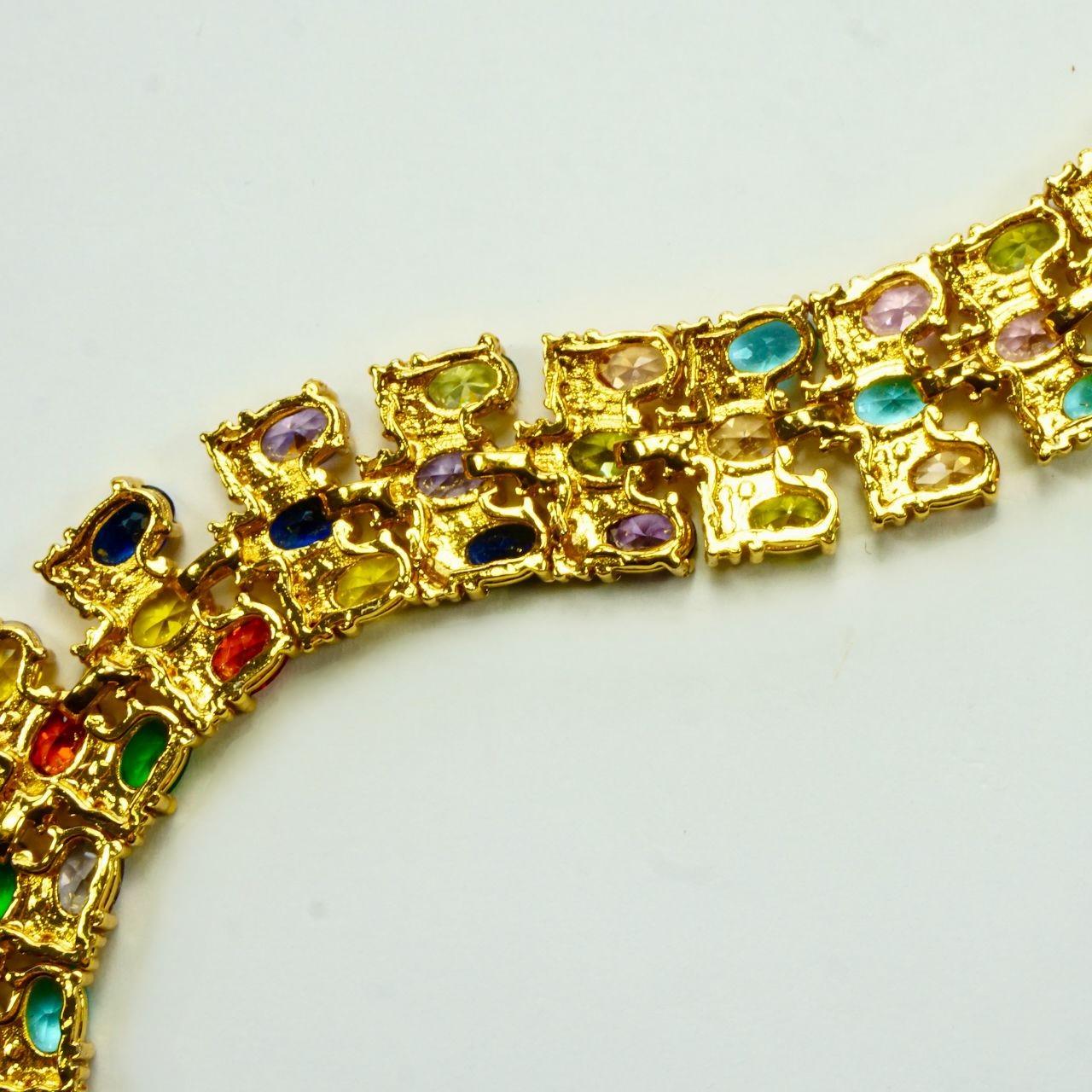 Bracelet à maillons orné d'or et de bijoux en verre multicolores Unisexe en vente