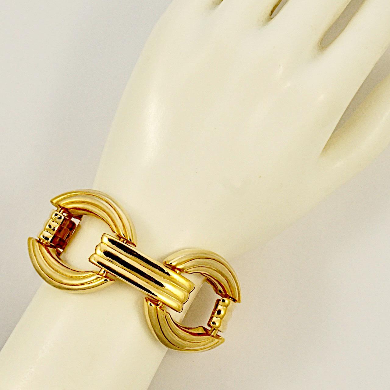 Gold Plated Ridged Link Statement Bracelet 1980s For Sale 1