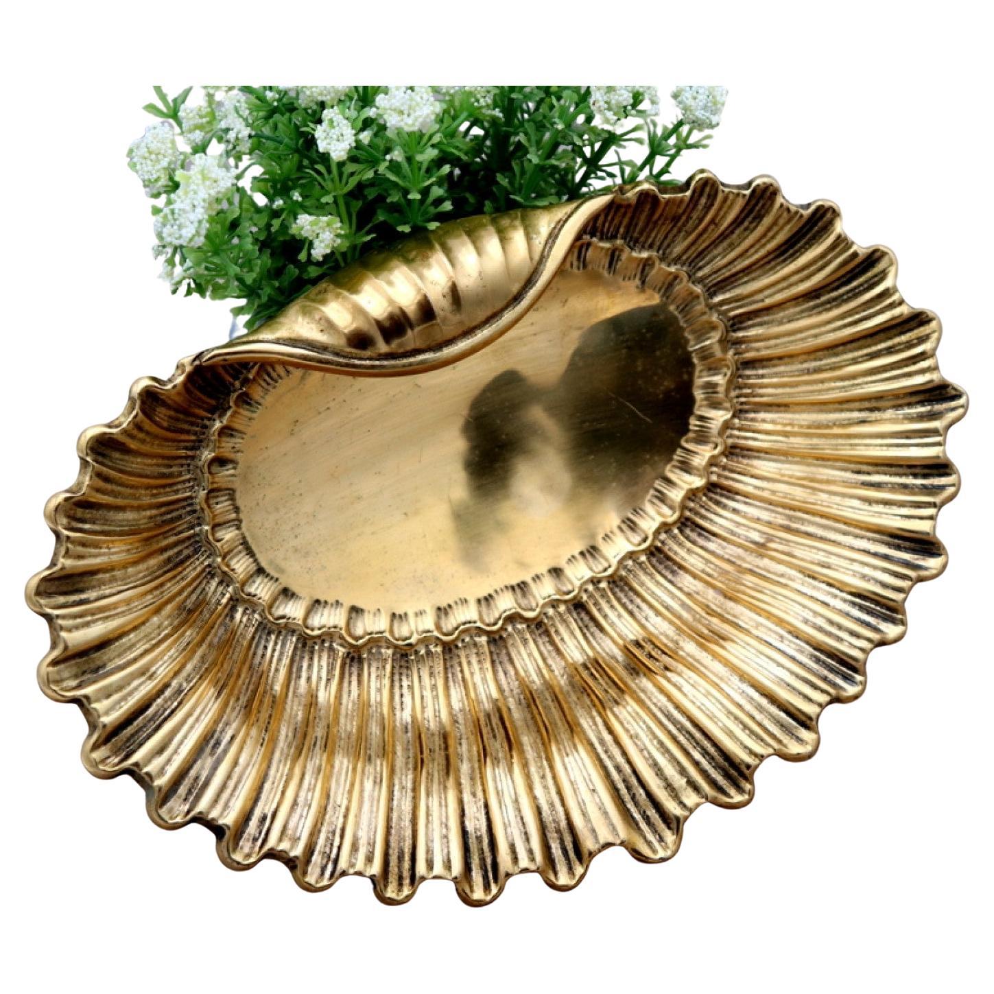 Bague en forme de coquillage en argent plaqué or en vente