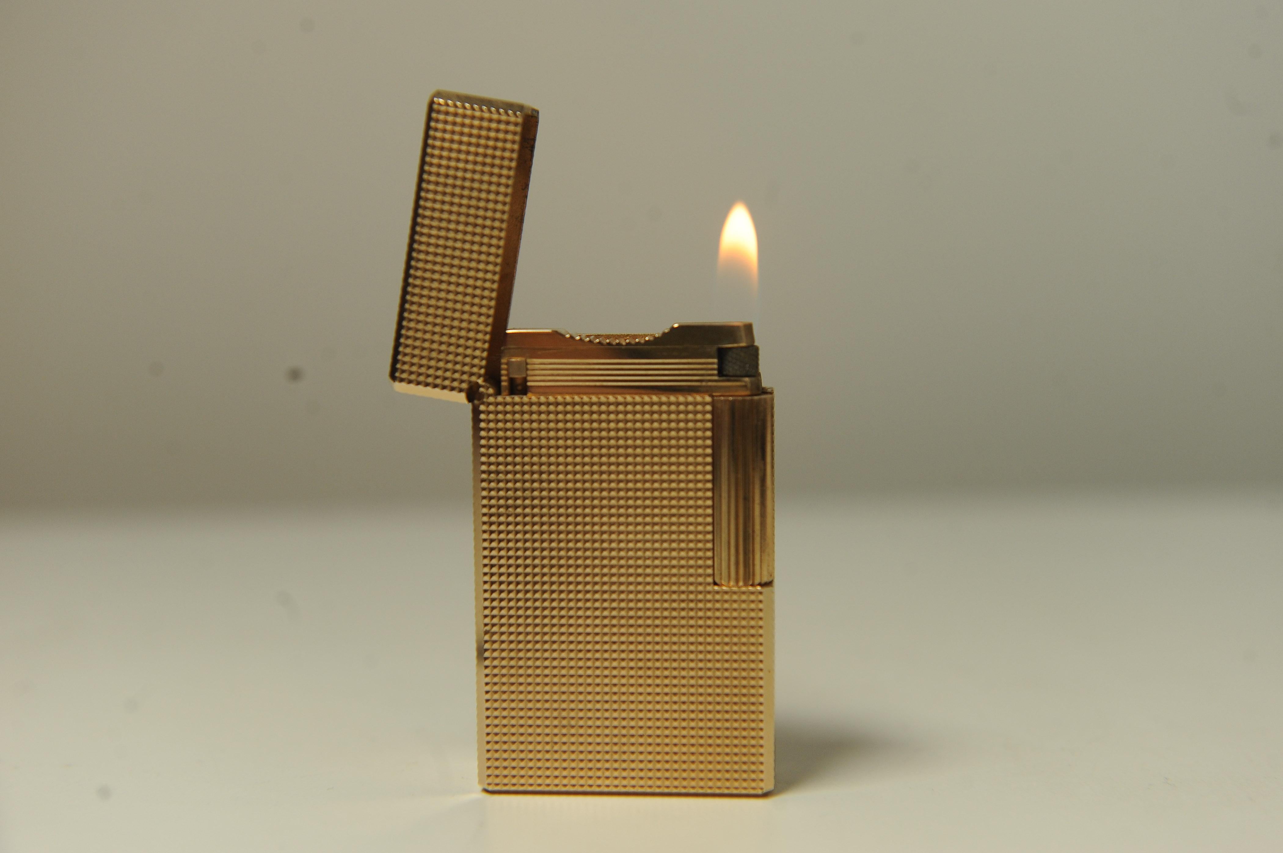 Gold Plated S.T. Dupont Ligne 1  Lighter With DuPont Box en venta 7