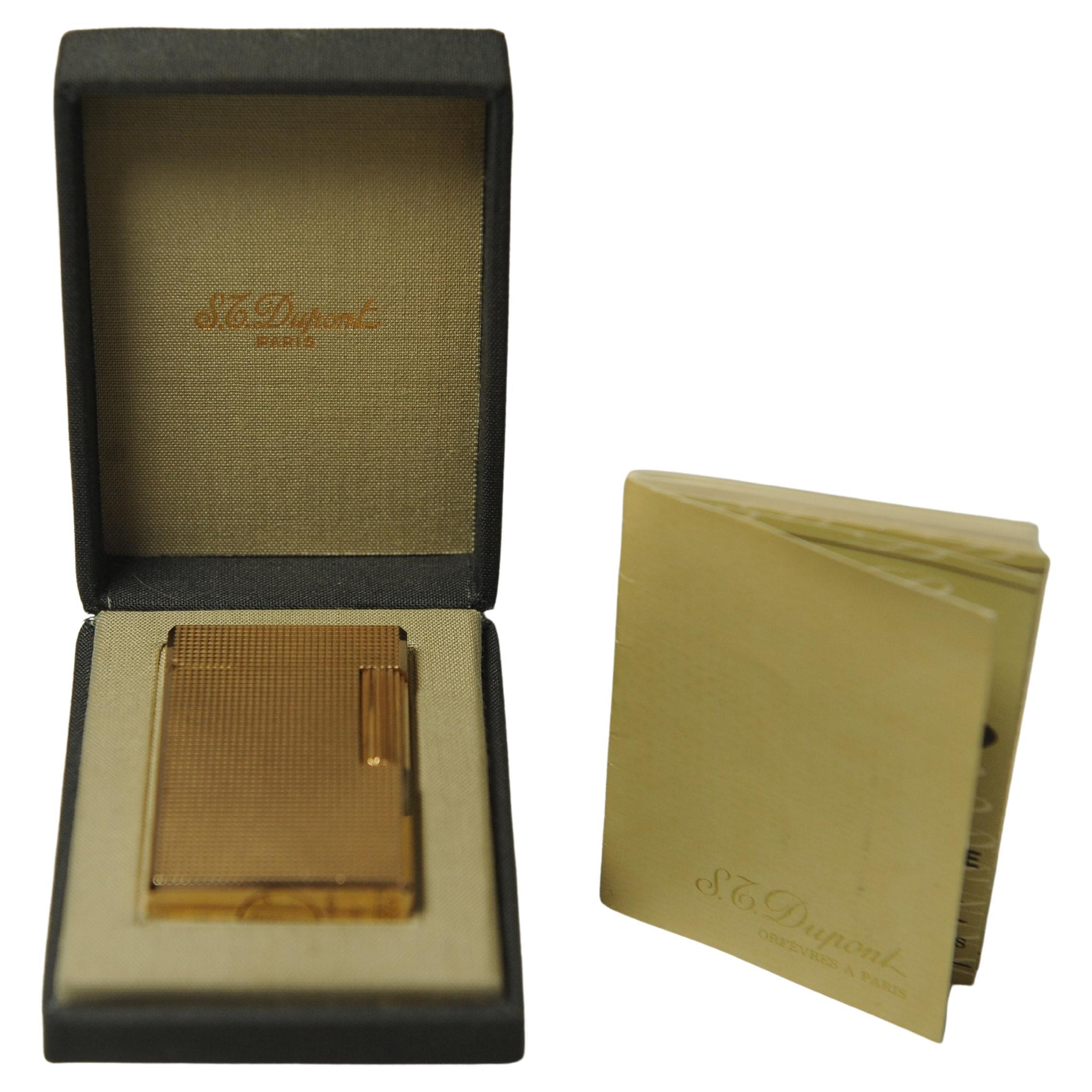 Gold Plated S.T. Dupont Ligne 1  Lighter With DuPont Box en Bueno estado para la venta en Reading, Berkshire