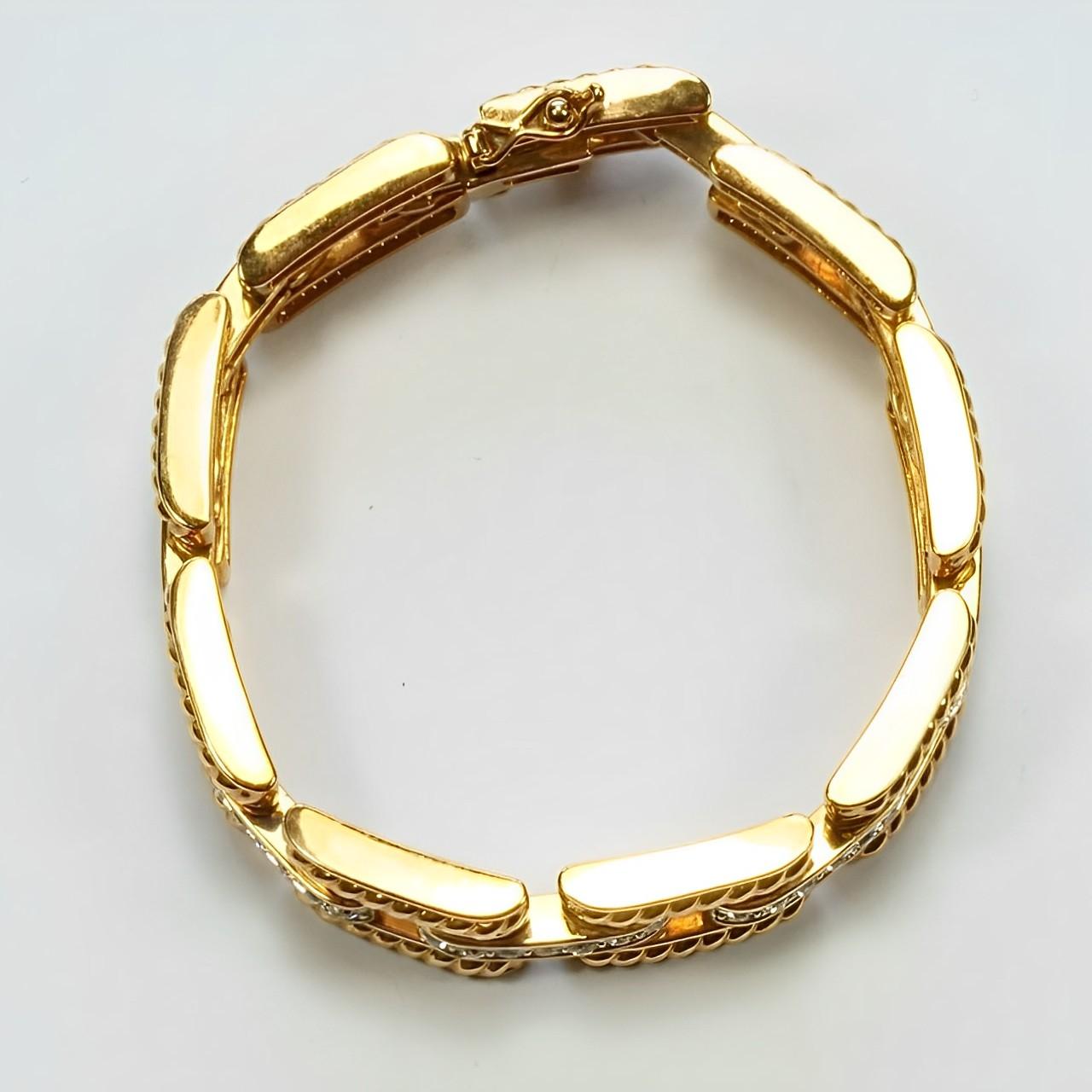 Bracciale A Link placcato oro con corda e decorazioni in strass in vendita 3