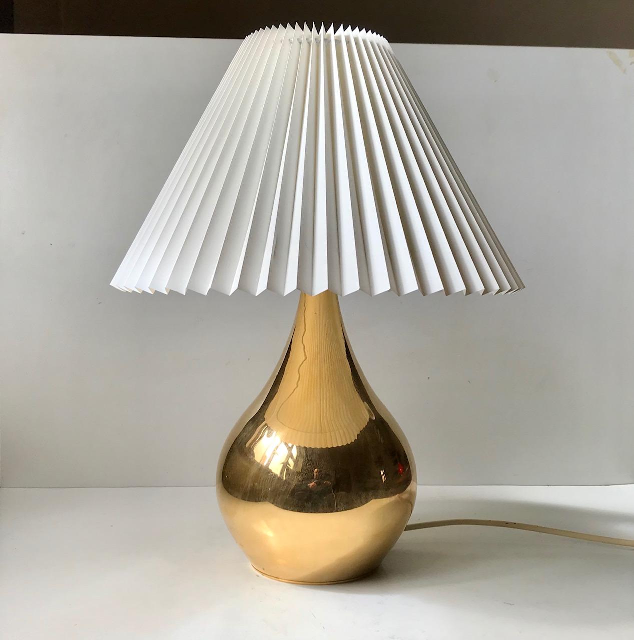 Mid-Century Modern Gold Plated Tear Drop Table Lamp by Hugo Asmussen, 1960s For Sale