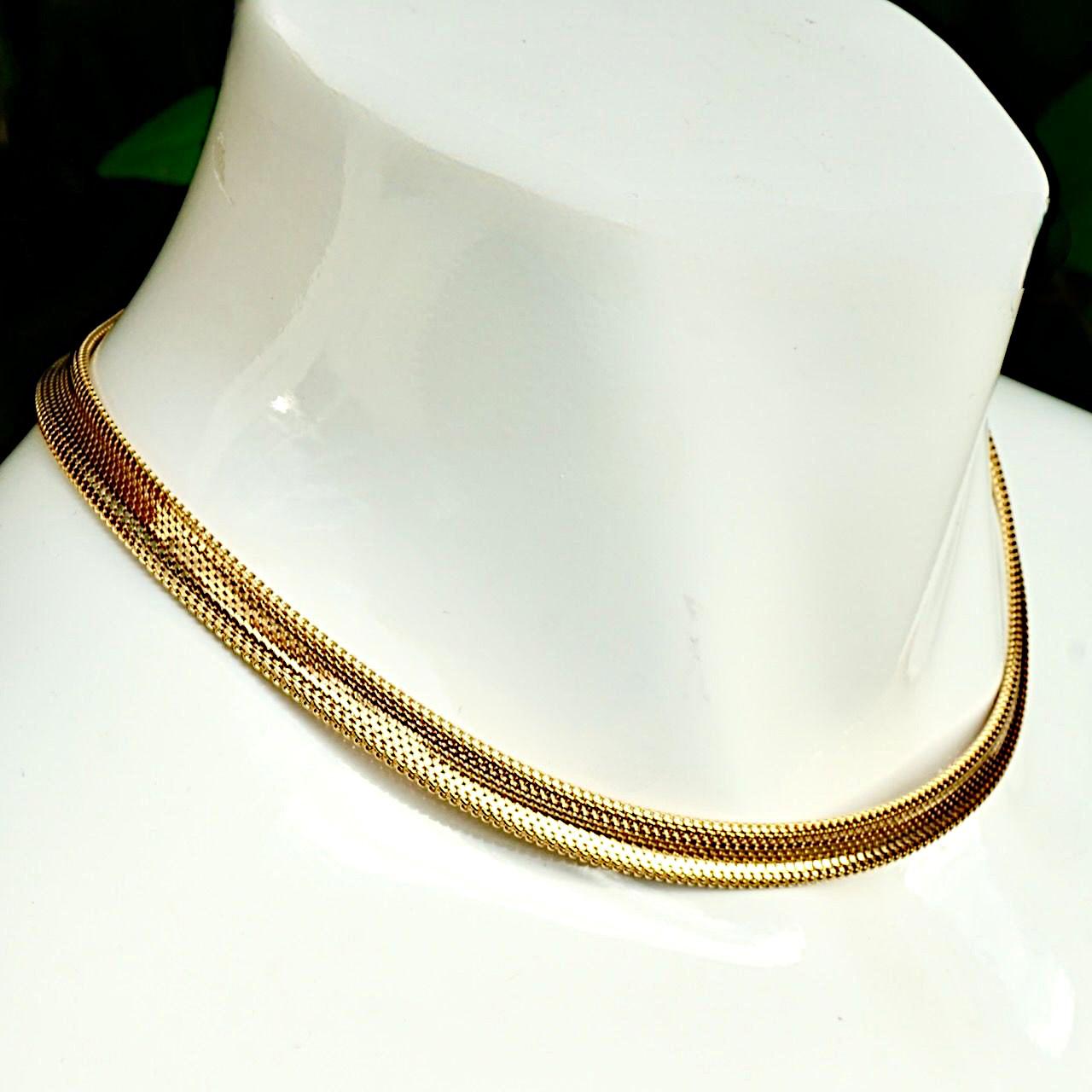 Gold Plated Textured and Shiny Mesh Choker Necklace circa 1980s For Sale 1