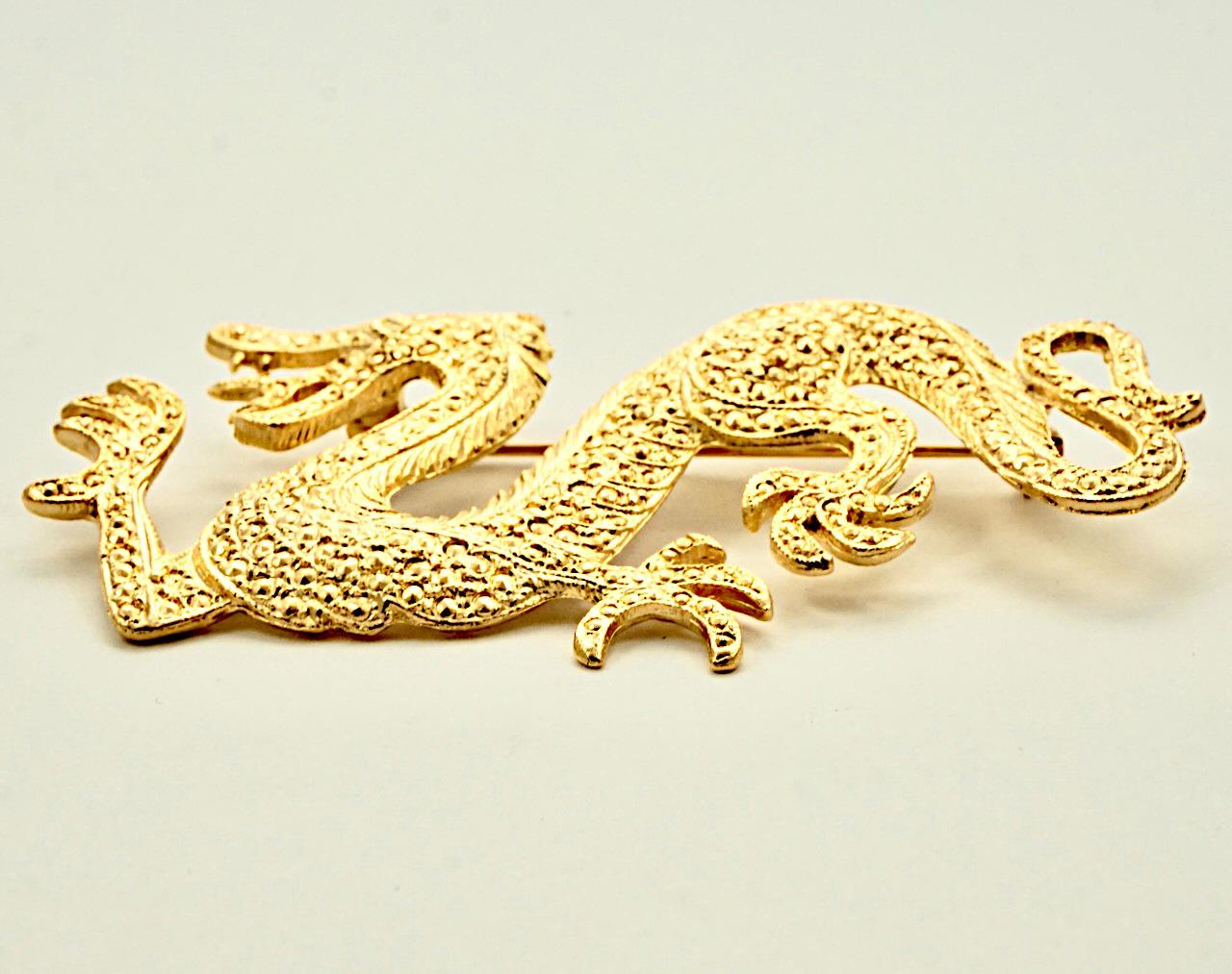 Gold Plated Textured Dragon Brooch circa 1980s In Excellent Condition For Sale In London, GB