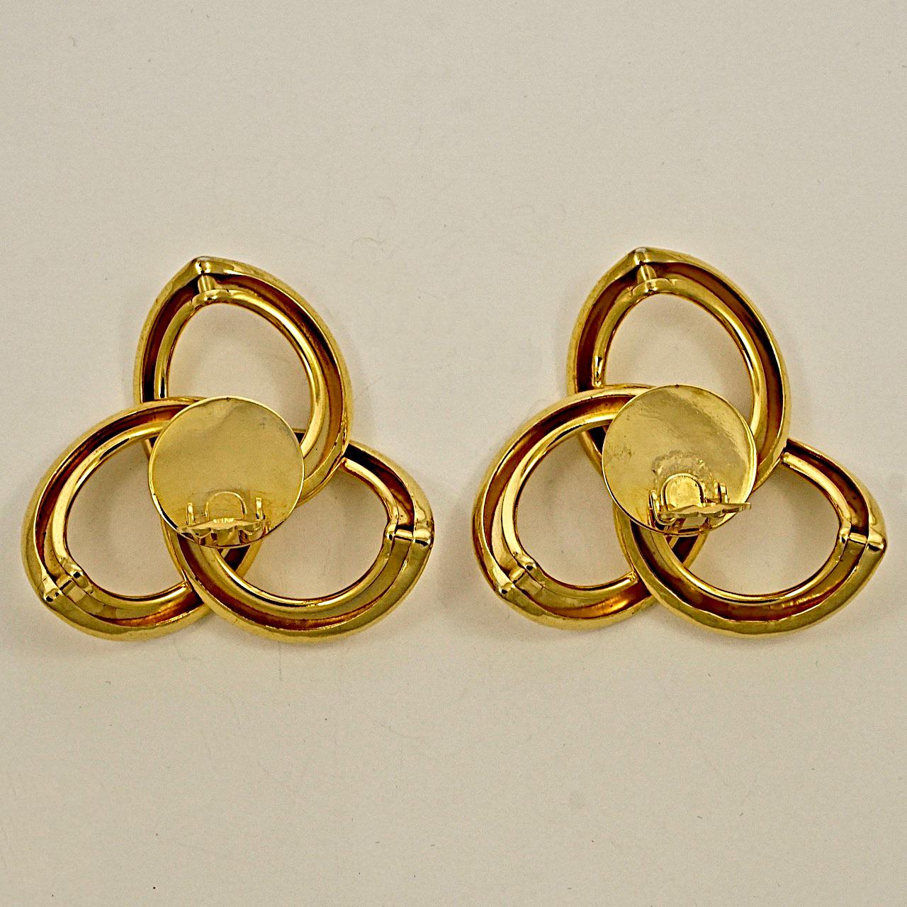 Gold Plated Triple Hoop Clip On Statement Earrings circa 1980s For Sale 1