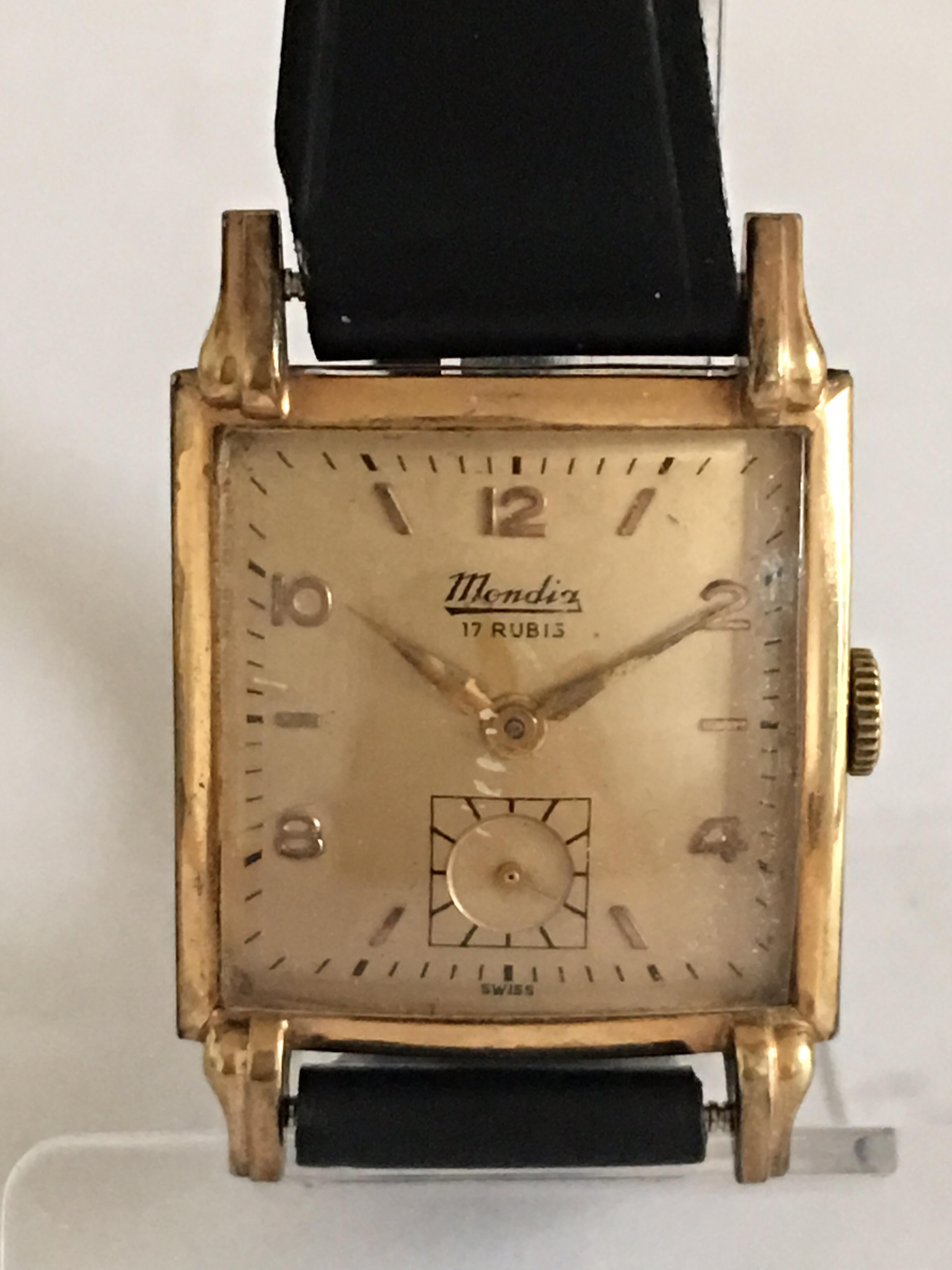 Gold-Plated Vintage 1940s Bulova Watch Co. Wristwatch 5