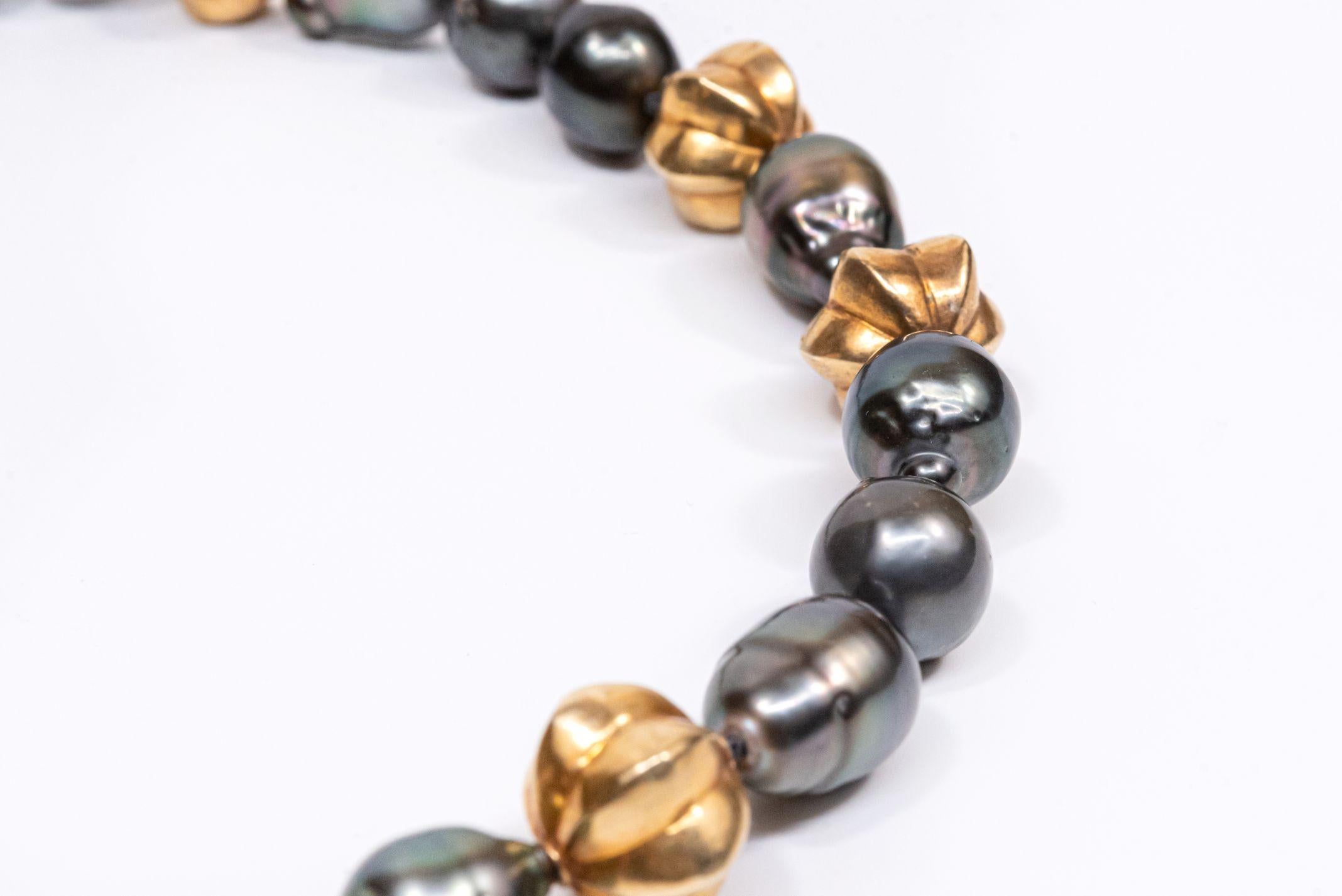 Gold Plated Vintage Star Fruit Beads Tahitian Pearls Beaded Necklace For Sale 9