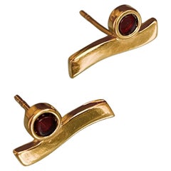 Gold-Plated Wave Earrings with Cognac Baltic Amber
