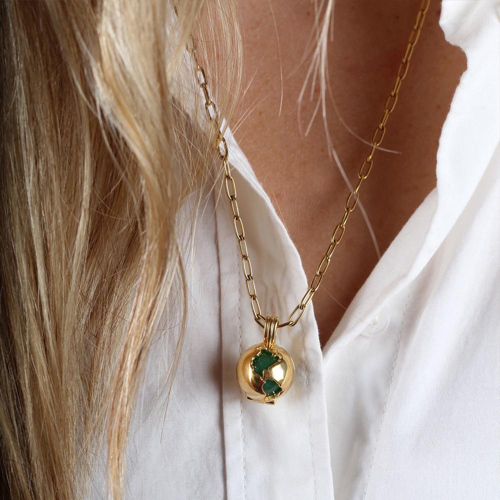 Round Cut Gold Plated World Globe Locket - Green Jade For Sale