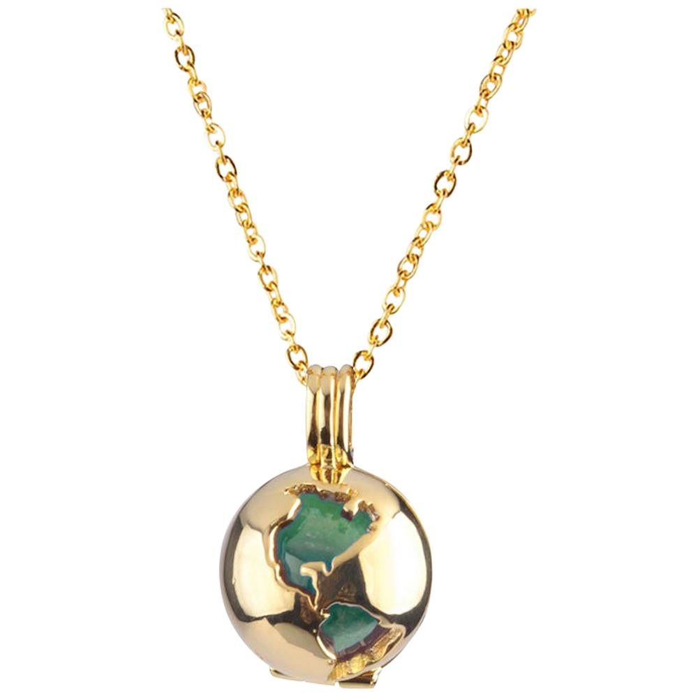 Gold Plated World Globe Locket - Green Jade For Sale