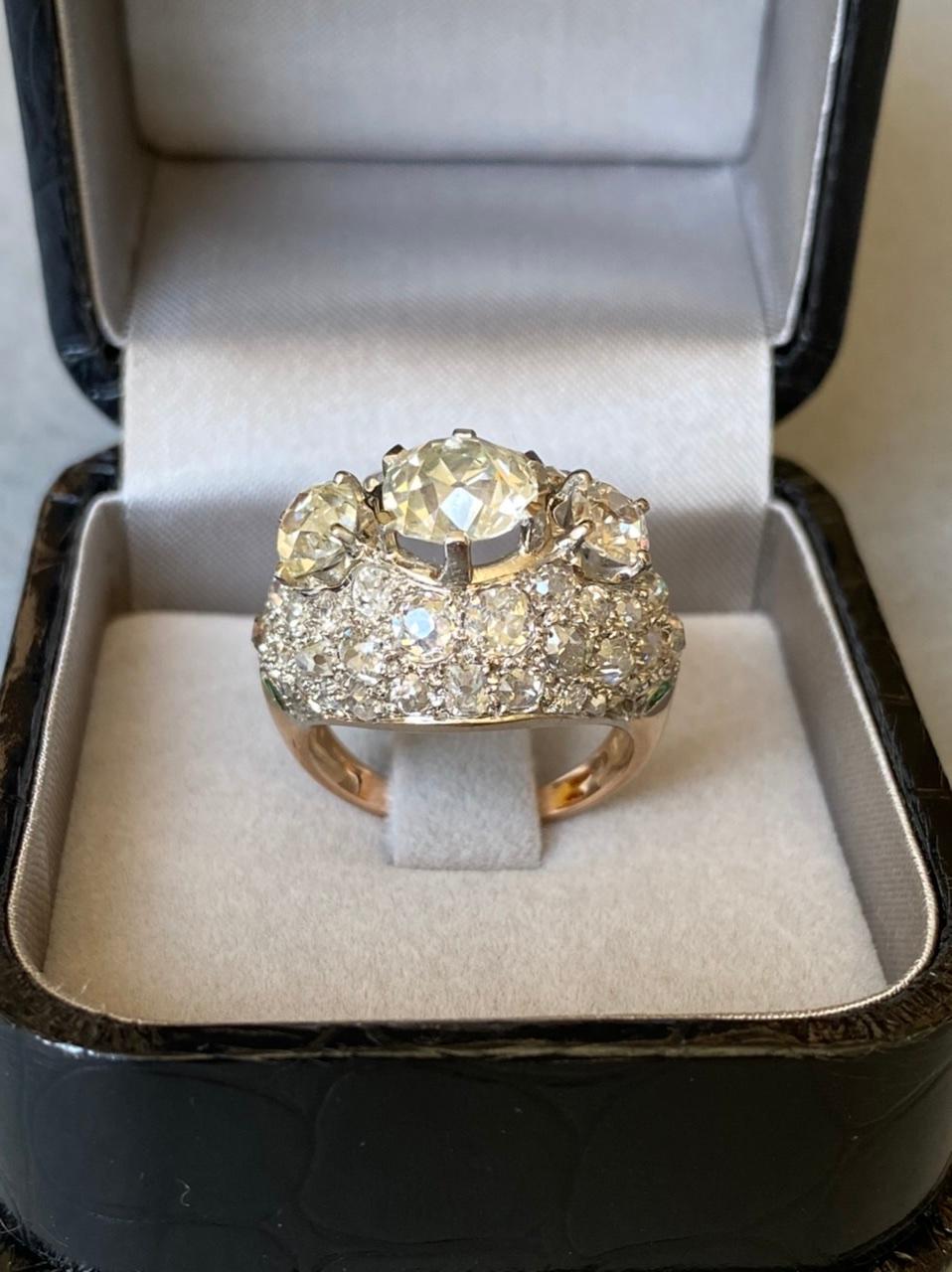 Gold Platinum and 5.70 Carats Diamonds French Retro Ring In Good Condition In Saint-Ouen, FR