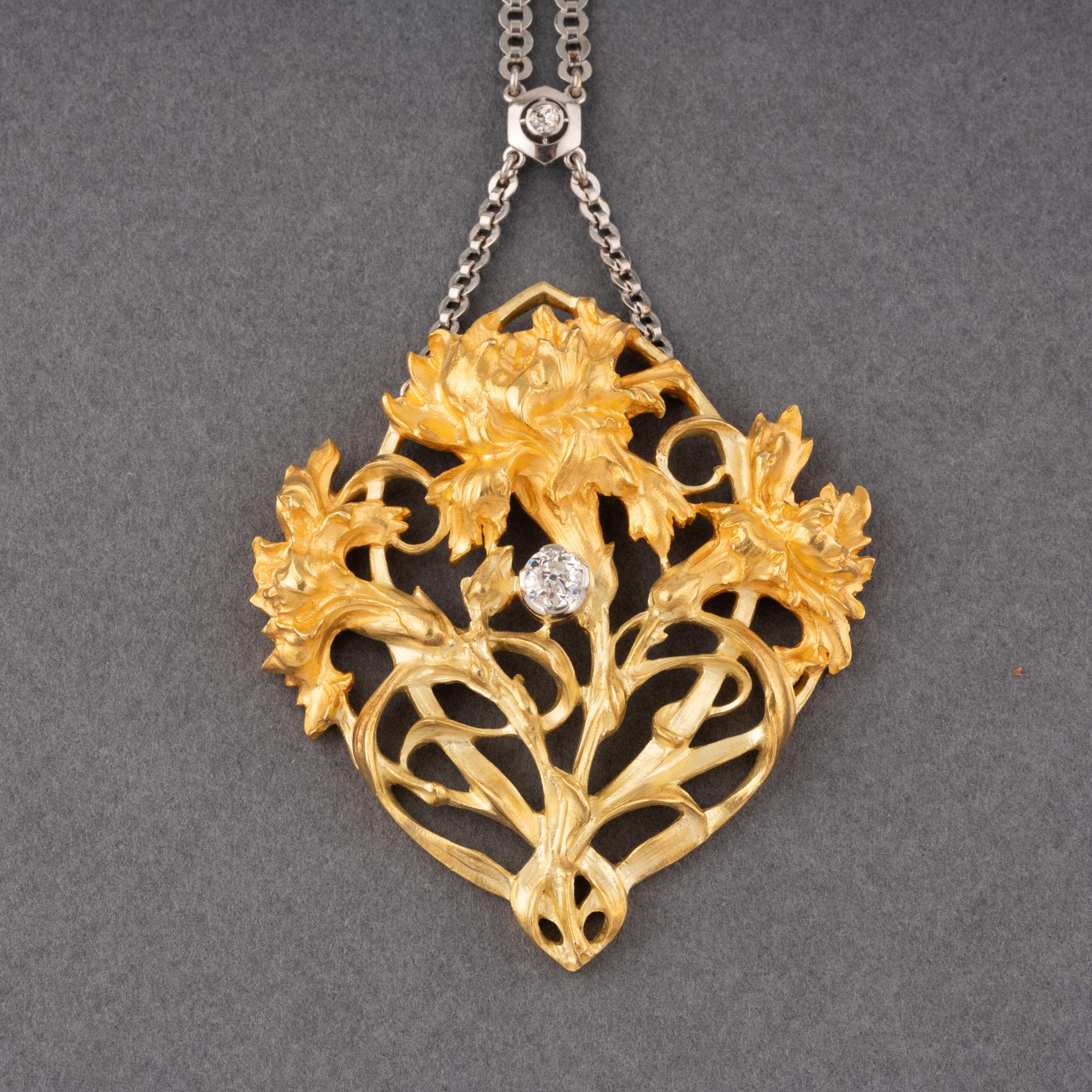 Gold Platinum and Diamond French Art Nouveau Pendant Necklace In Excellent Condition For Sale In Saint-Ouen, FR