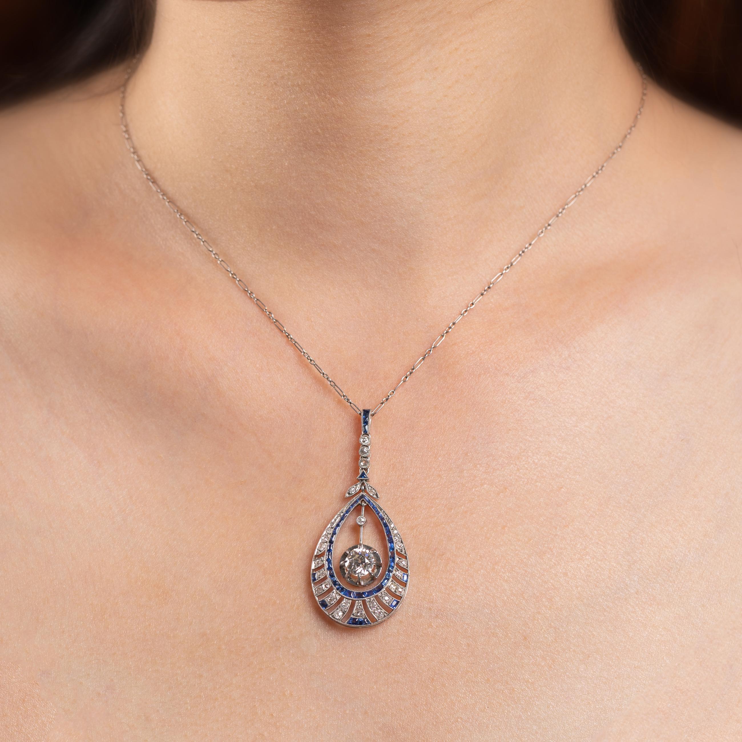 Französische Art-Déco-Halskette aus Gold und Platin mit Diamanten und Saphiren Damen im Angebot