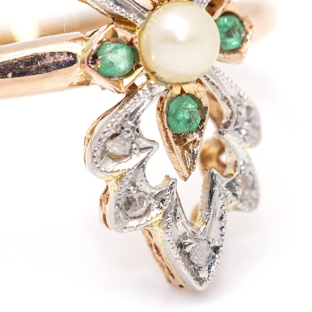 Gold, Platinum, Pearl and Emerald Ring For Sale 1