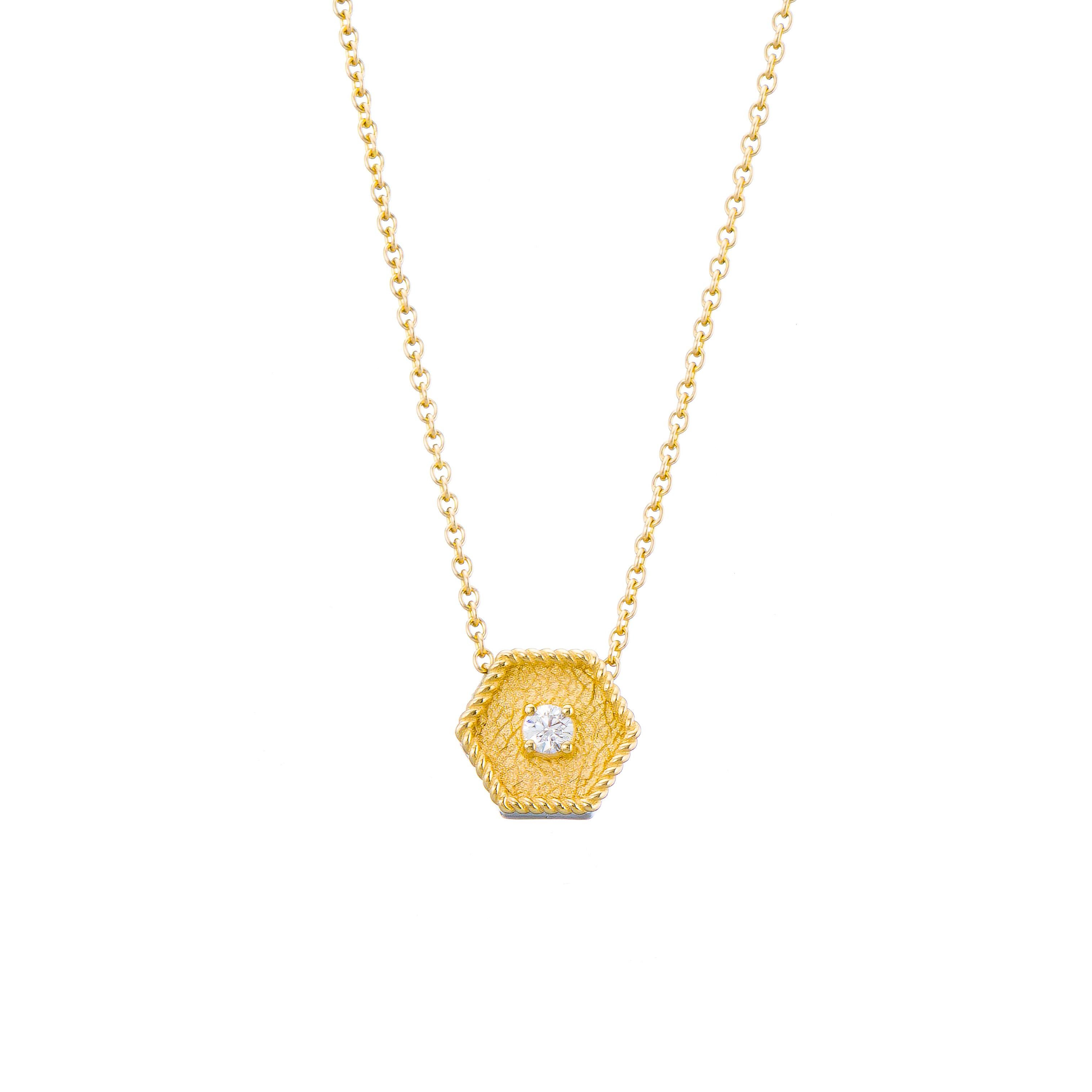 Taille brillant Pendentif polygonal en or avec diamants en vente