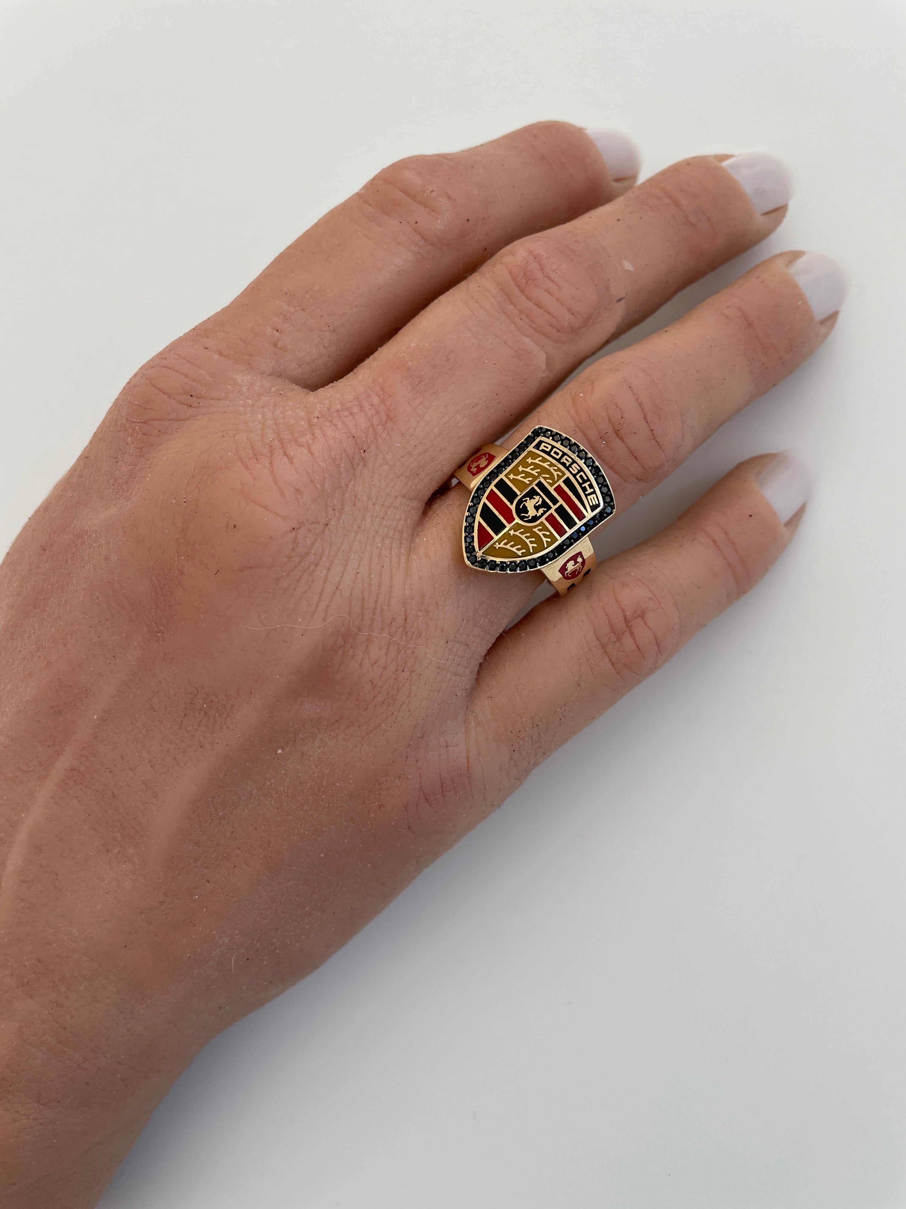 Gold Porsche Cigar Band Ring with Enamel and Black Spinel In Good Condition In Cincinnati, OH