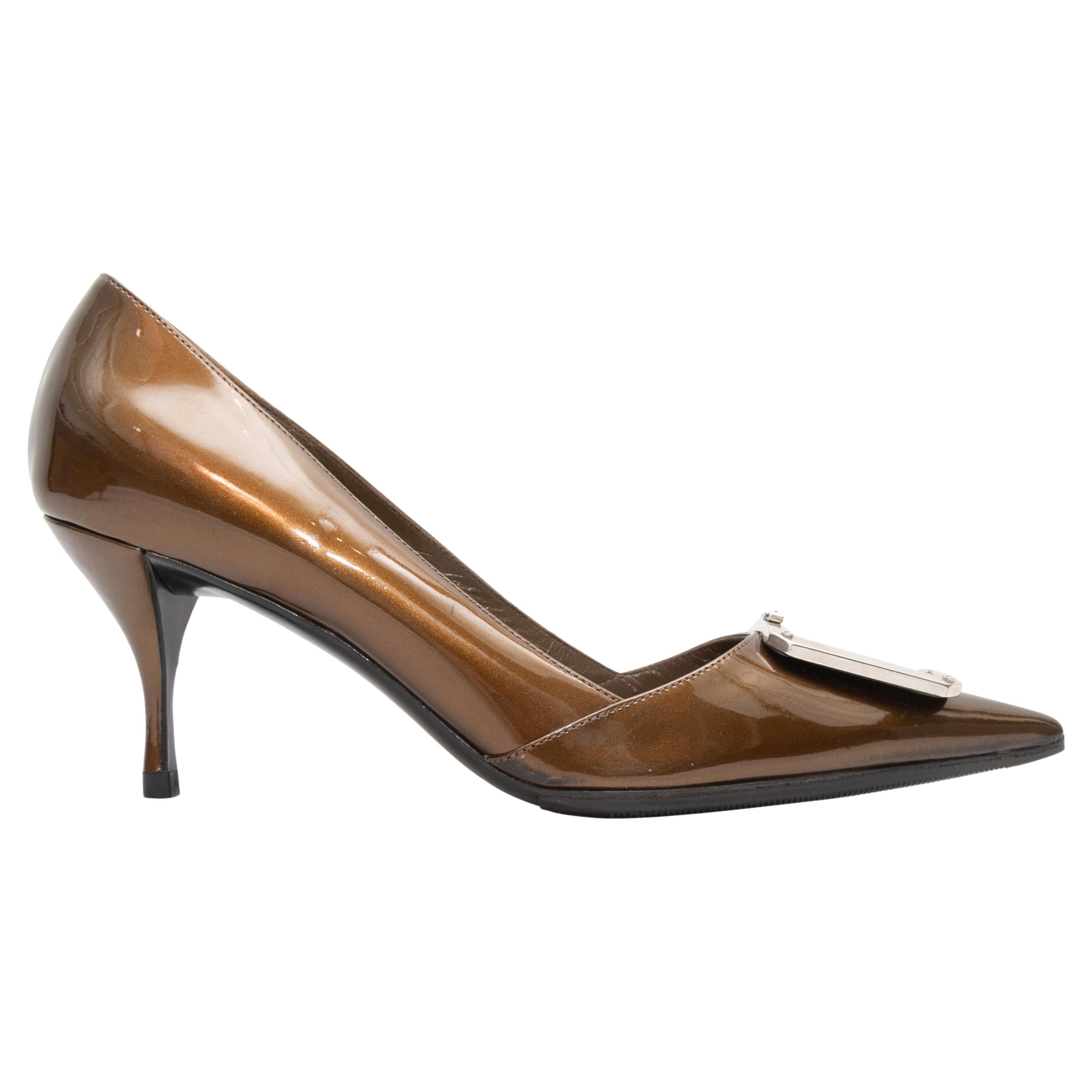 Gold Prada Pointed-Toe Patent Pumps Size 38 For Sale