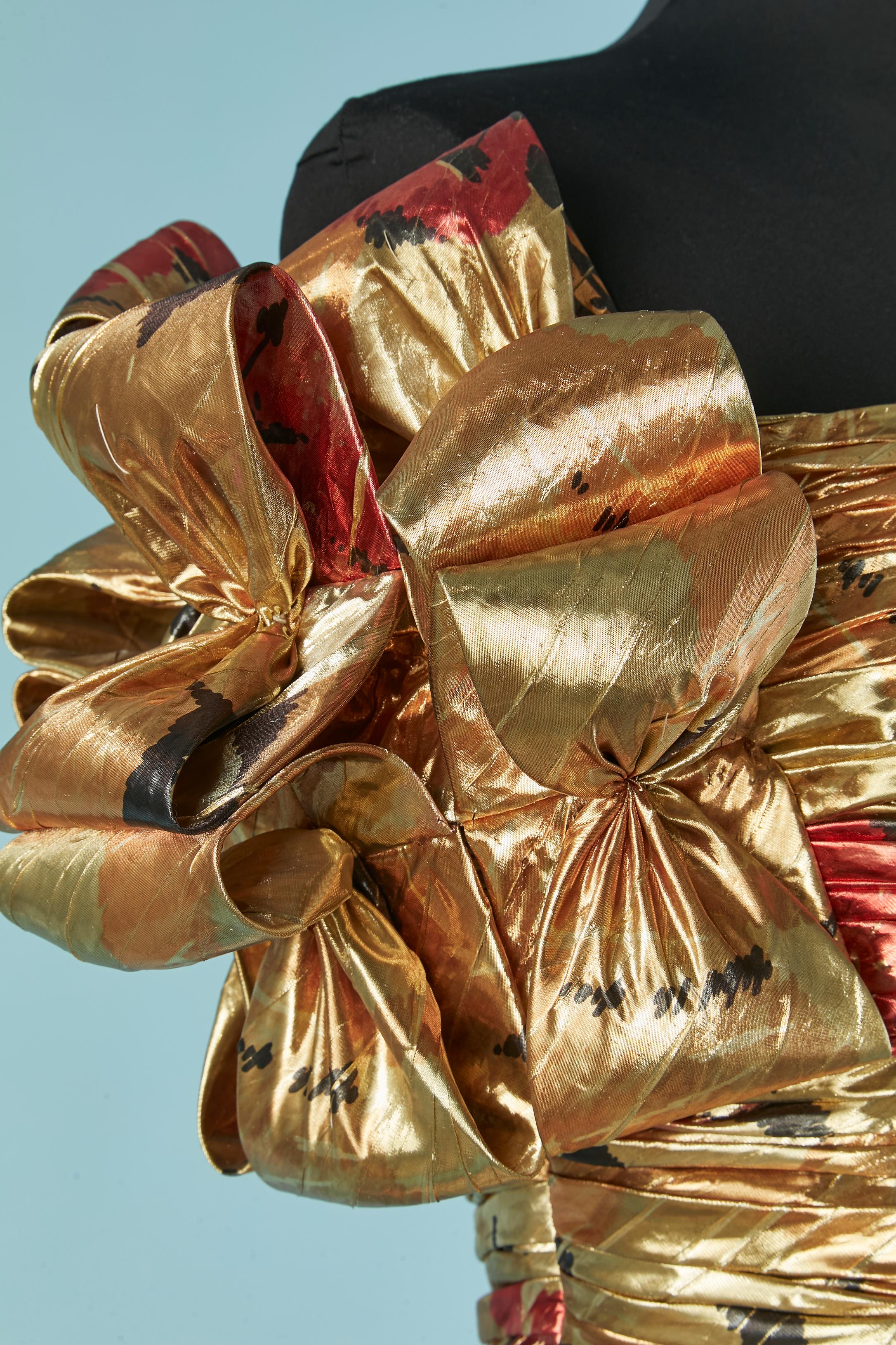 Abito da sera drappeggiato in lamé stampato oro MICHAELA NOVARESE per Bergdorf Goodman In condizioni ottime in vendita a Saint-Ouen-Sur-Seine, FR