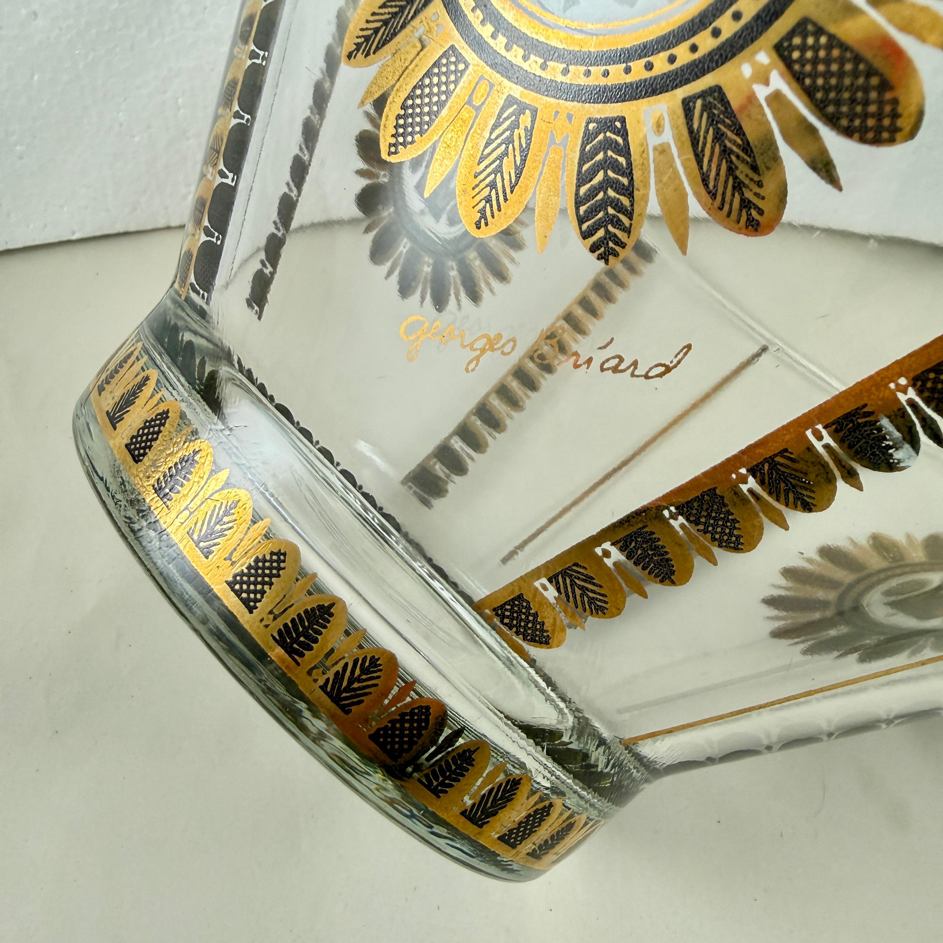 Gold Regalia Pattern Large Serving Bowl, Briard, 1960 In Good Condition For Sale In Philadelphia, PA
