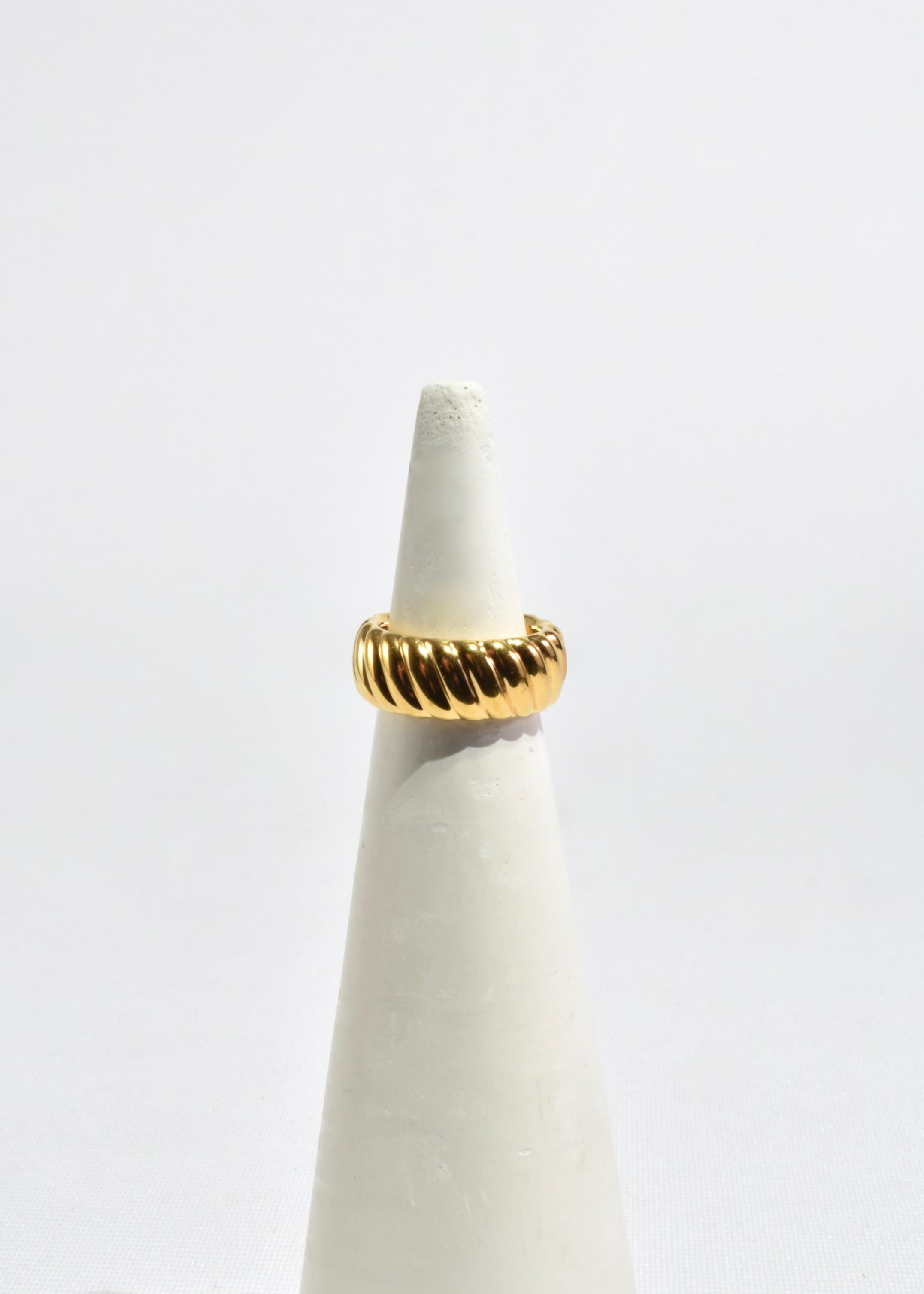 Gold Ribbed Ring 1