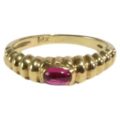 Gold Ribbed Ruby Ring