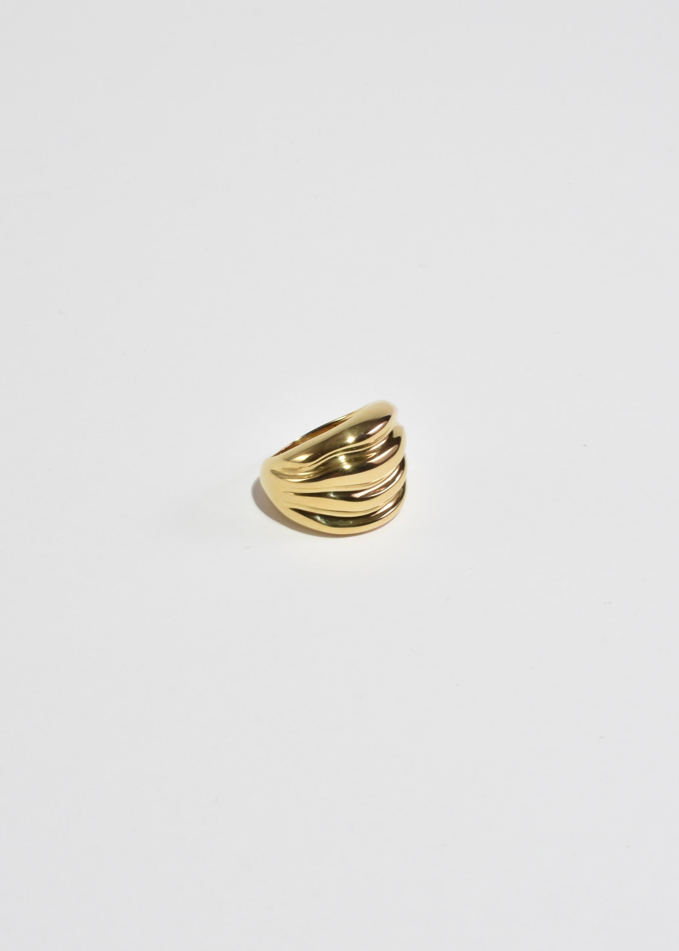 Gold Ribbed Statement Ring For Sale 1