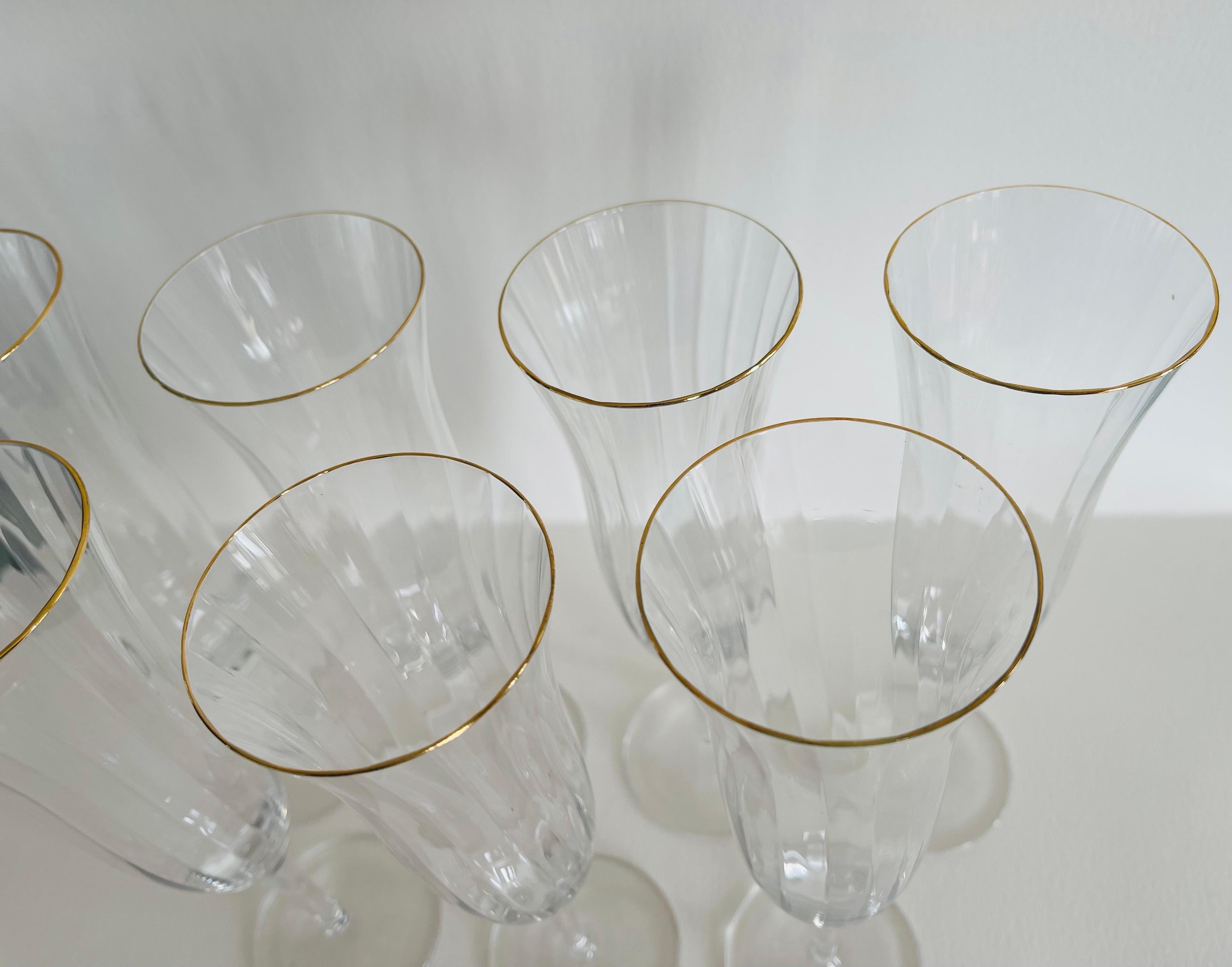 Gold Rim Champagne Glass Flutes, Set of 7 In Good Condition For Sale In Amherst, NH