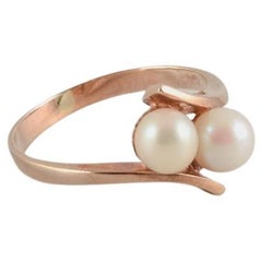 Gold Ring Adorned with Two Cultured Pearls, Scandinavian Goldsmith, 1960s