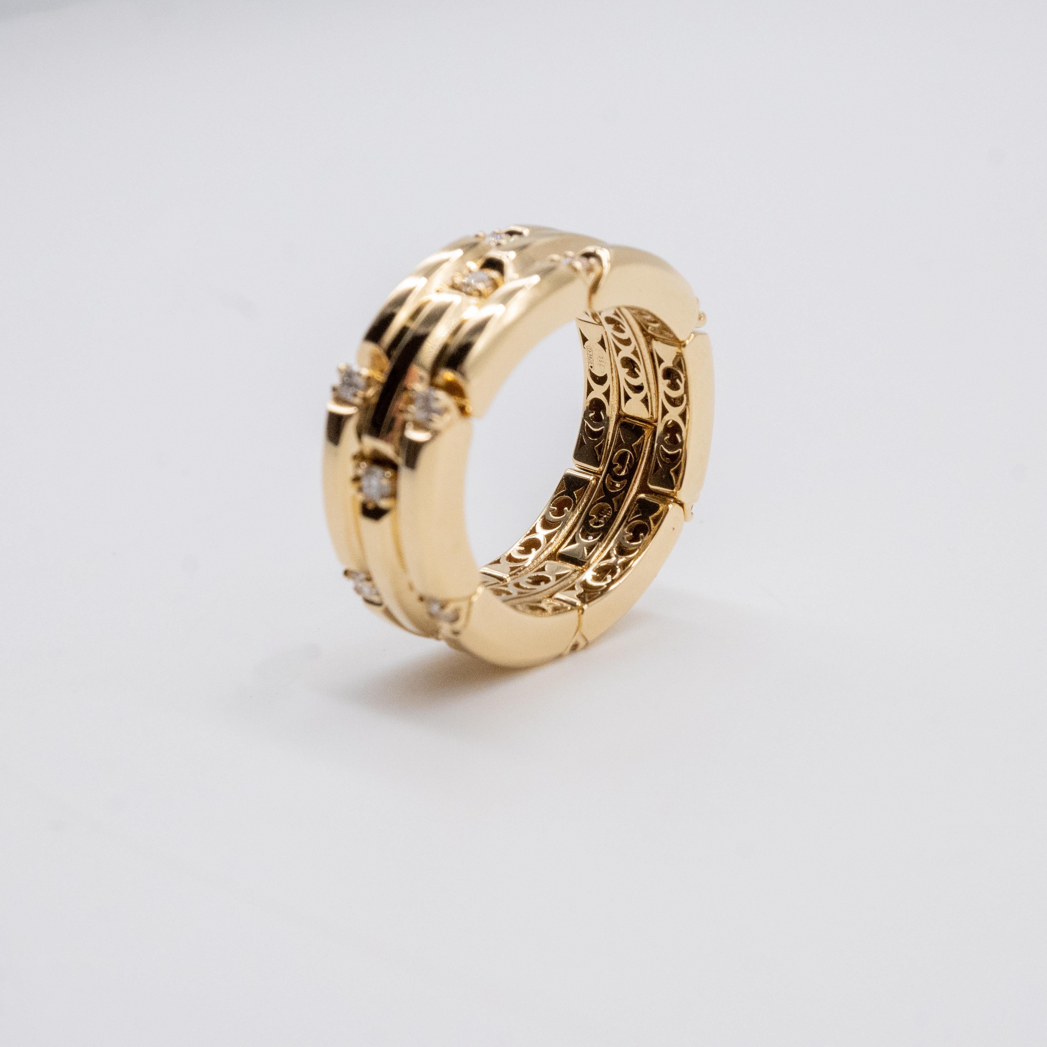 Brilliant Cut Gold ring and Articulated Diamonds For Sale