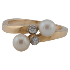 Anello in oro stile Art Deco con diamanti e perle