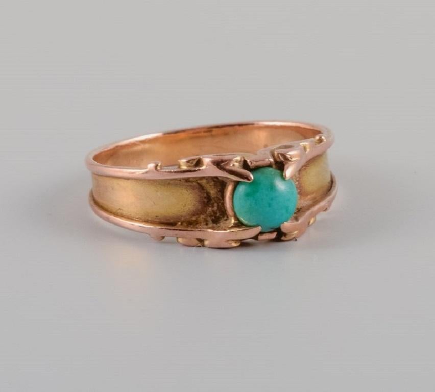 Gold Ring Decorated with Green Stone, Scandinavian Goldsmith, 1920s/30s In Good Condition In bronshoj, DK