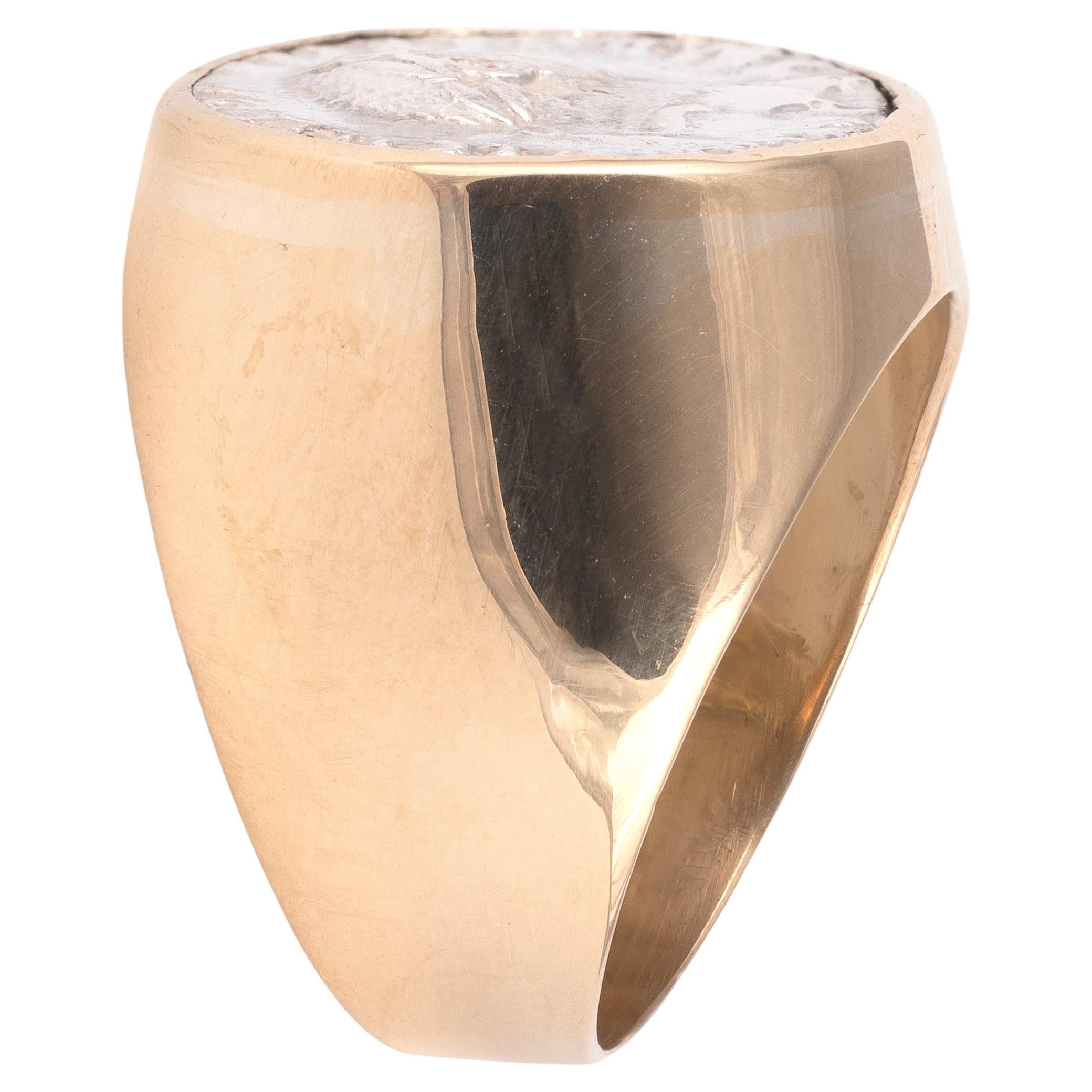 Gold Ring Featuring A Roman Silver Denarius Of Emperor Vespasian 69 CE - 79 CE In Excellent Condition For Sale In Firenze, IT