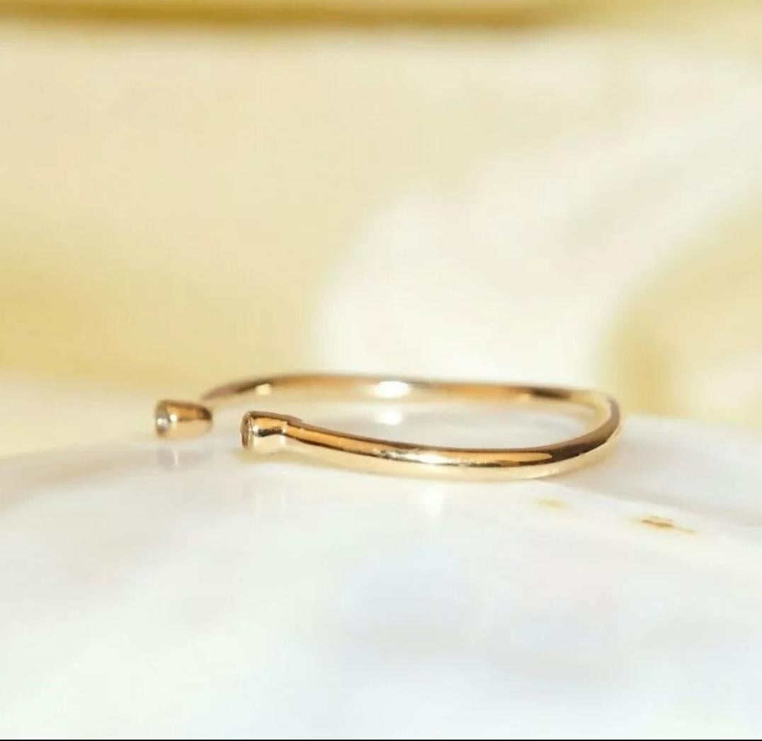 Anello d'oro aperto A. Stone bianco 14 carati Fascia di diamanti di fidanzamento Donna Fascia di anelli sottili in vendita 2