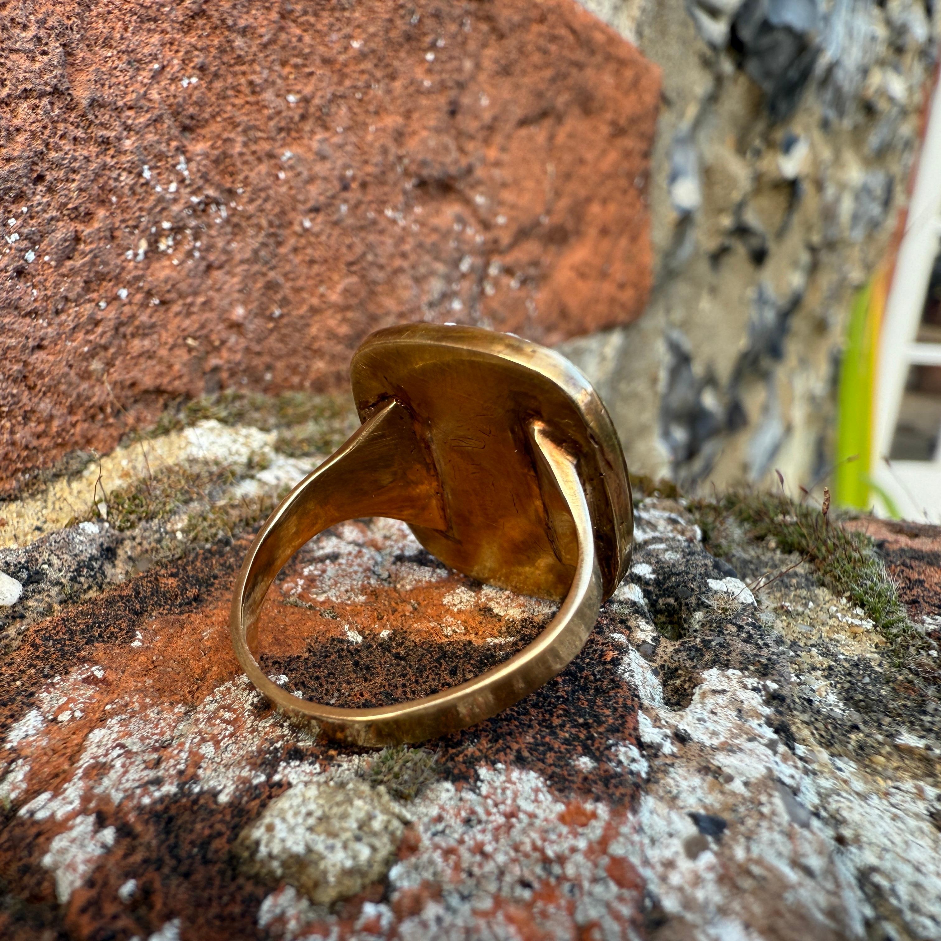Women's or Men's Gold Ring Set with a 19th Century Sardonyx Cameo of Medusa.