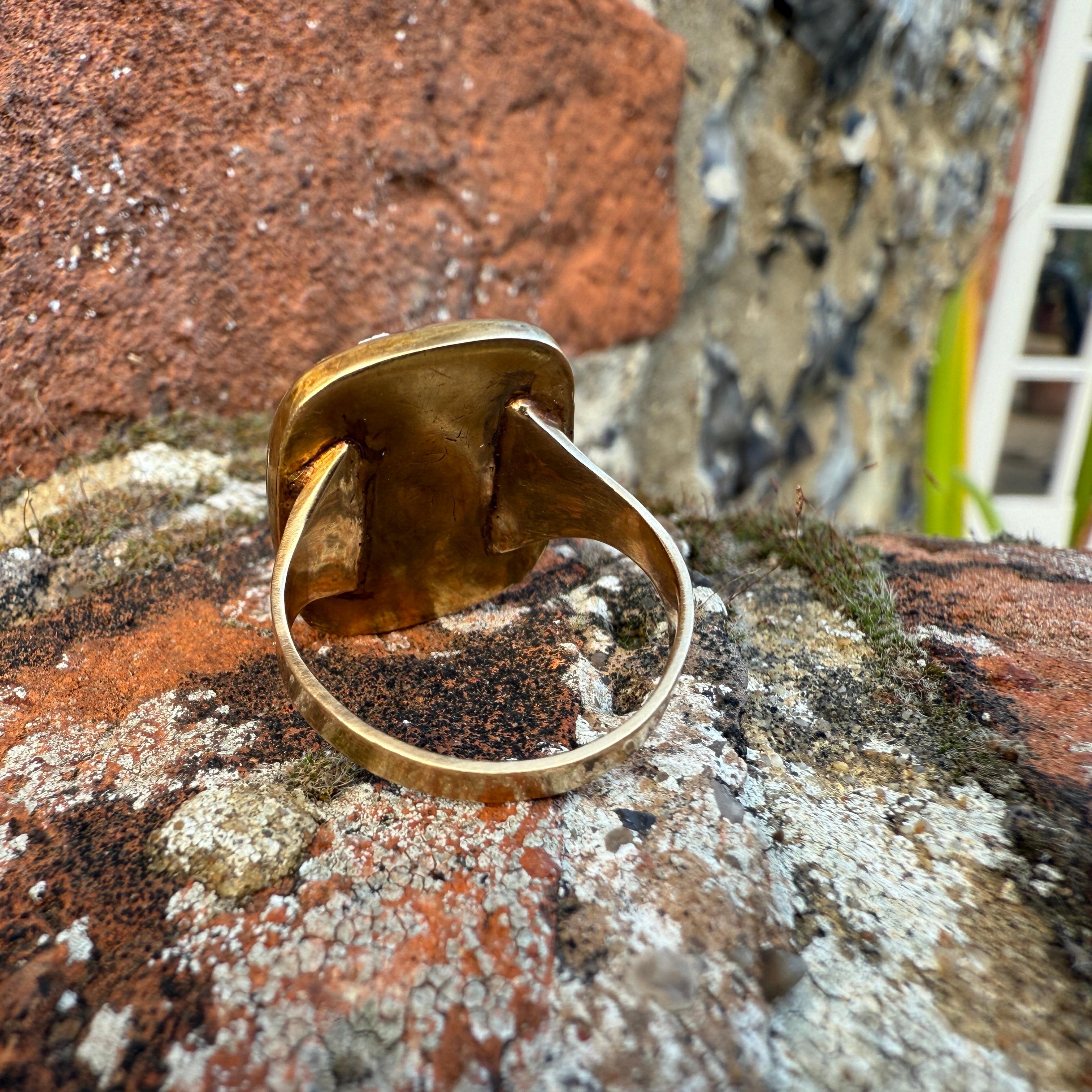 Gold Ring Set with a 19th Century Sardonyx Cameo of Medusa. 2