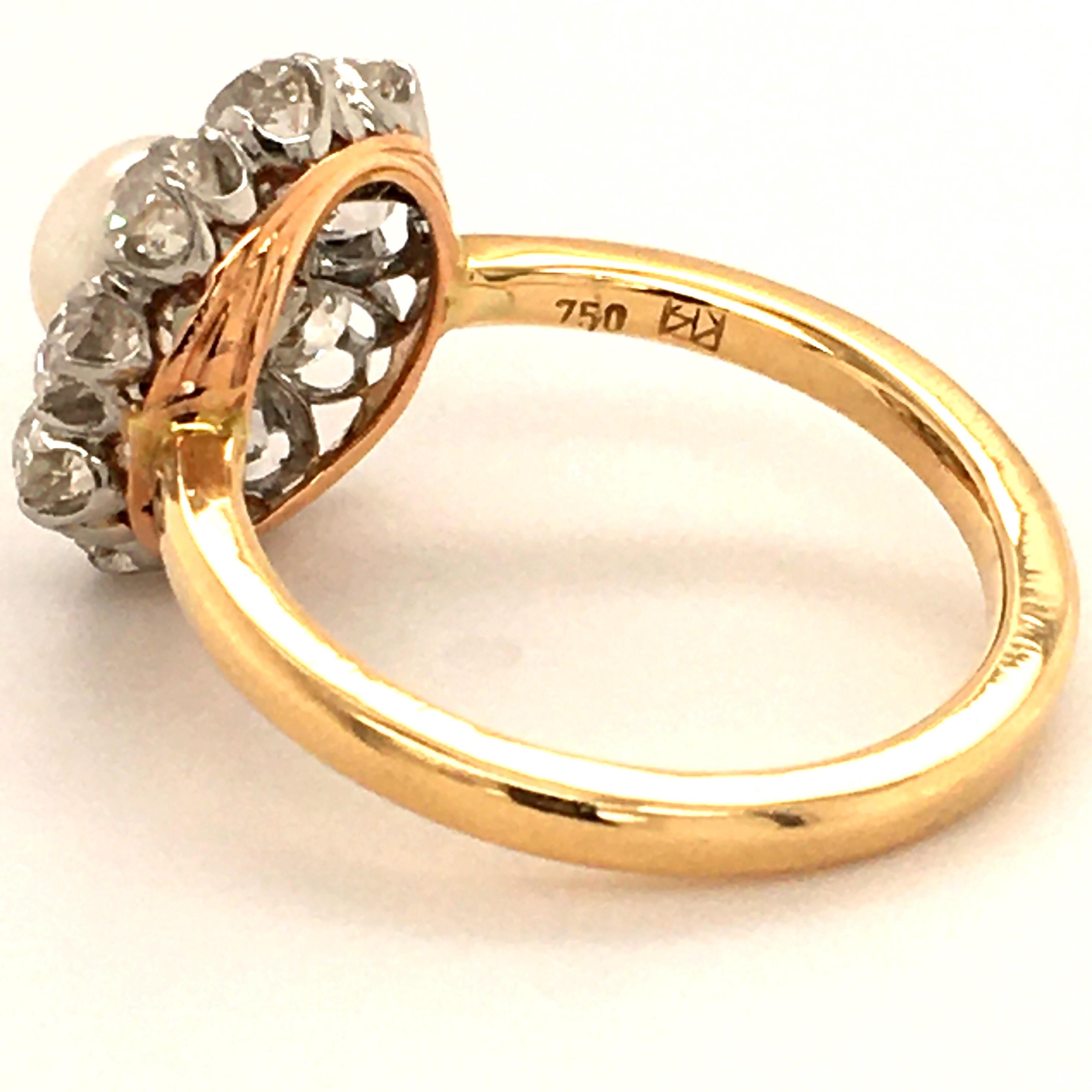 Gold Ring Set with a Natural Pearl Surrounded by Oldcut-Diamonds In Good Condition In Lucerne, CH