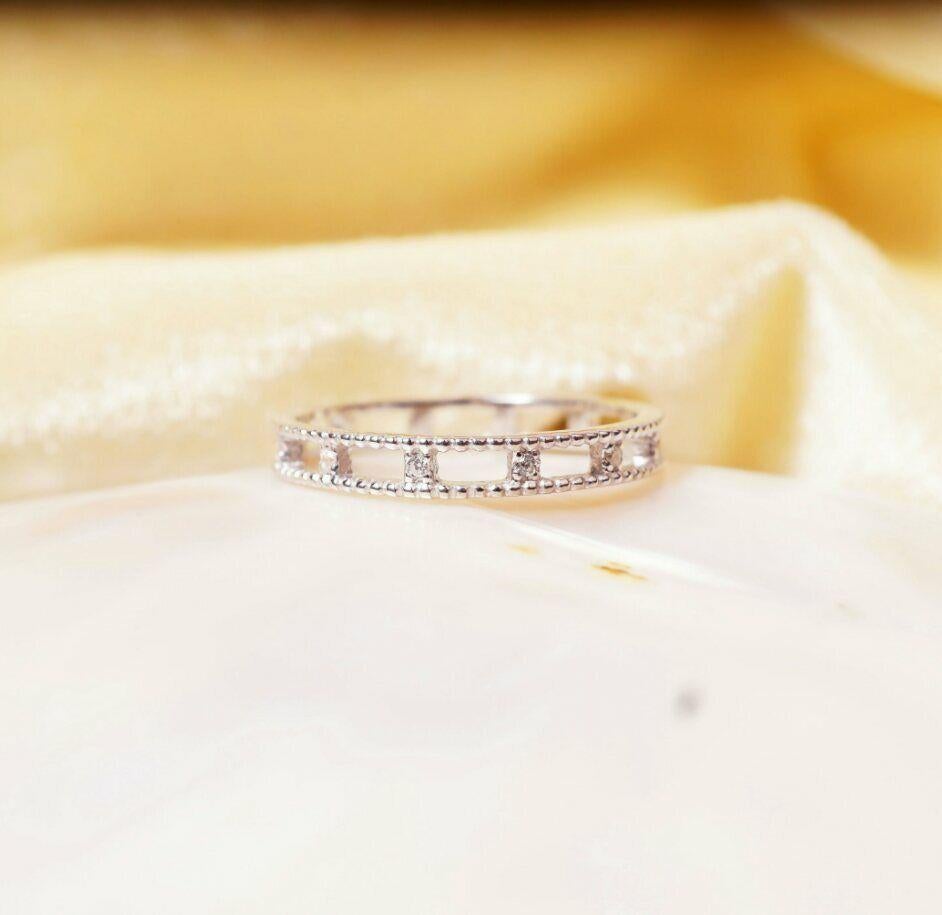 Women's or Men's Gold Ring Wedding Diamond 14K Engagement 14k Set Round White Gold Ring Band. For Sale