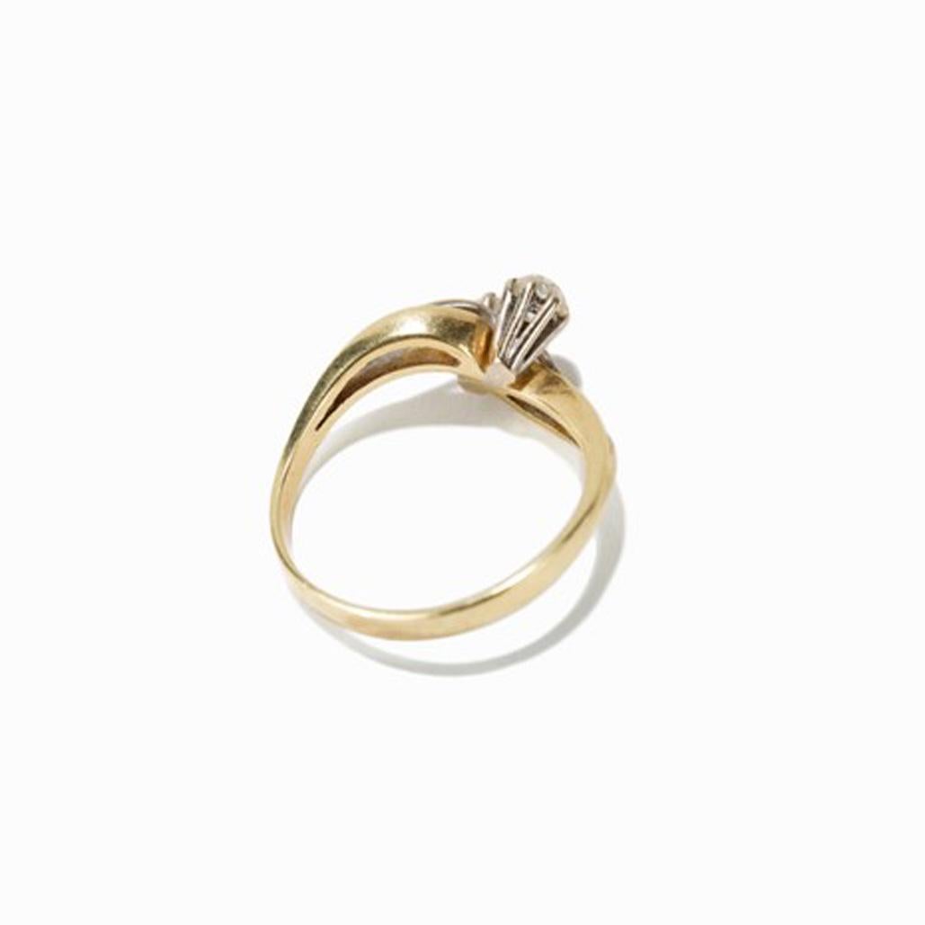 Modern Gold Ring with 2 Diamonds of 0.25 Carat, 1930s For Sale