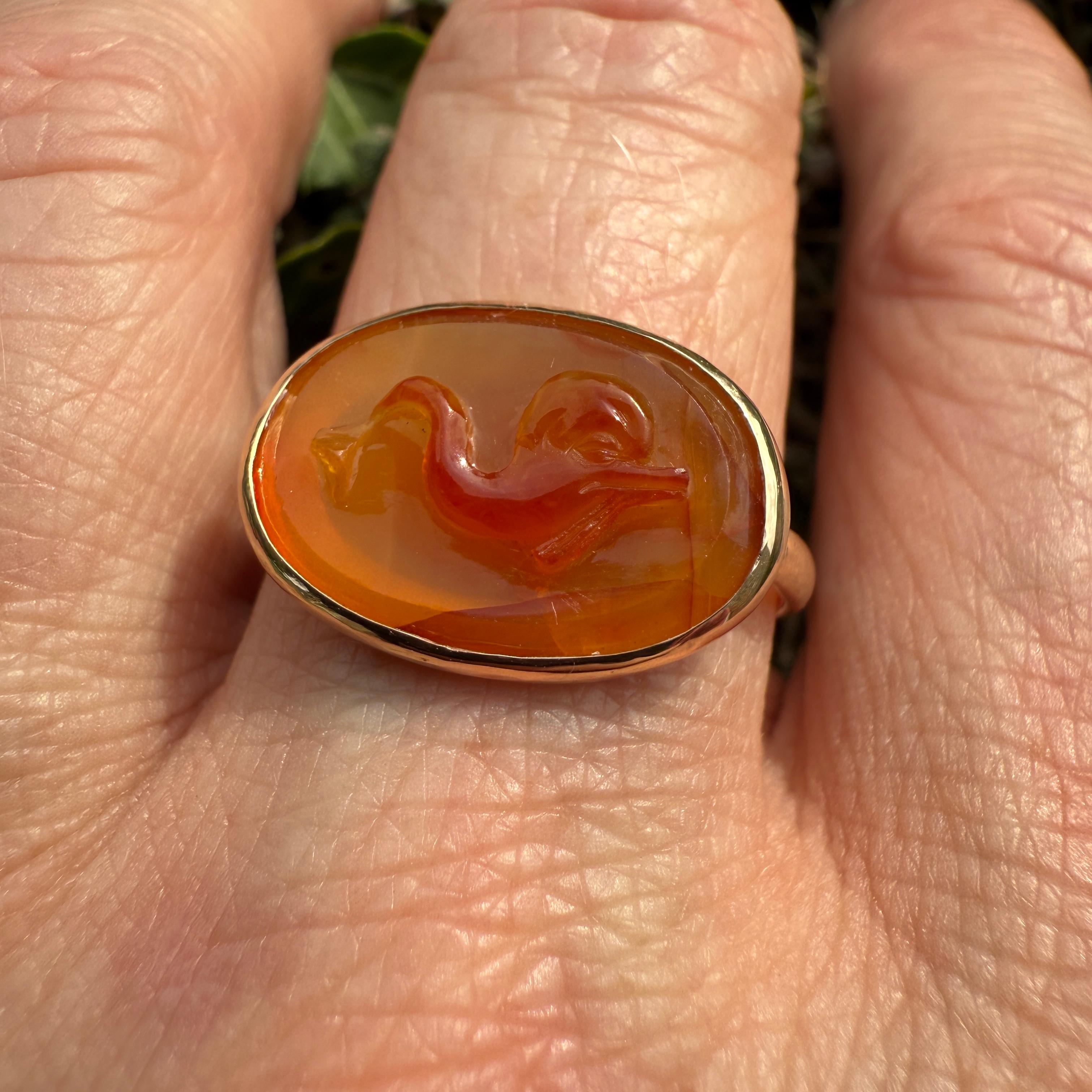 Gold Ring with a Cameo of a Dolphin. Cameo, 16th century; modern gold ring mount For Sale 1