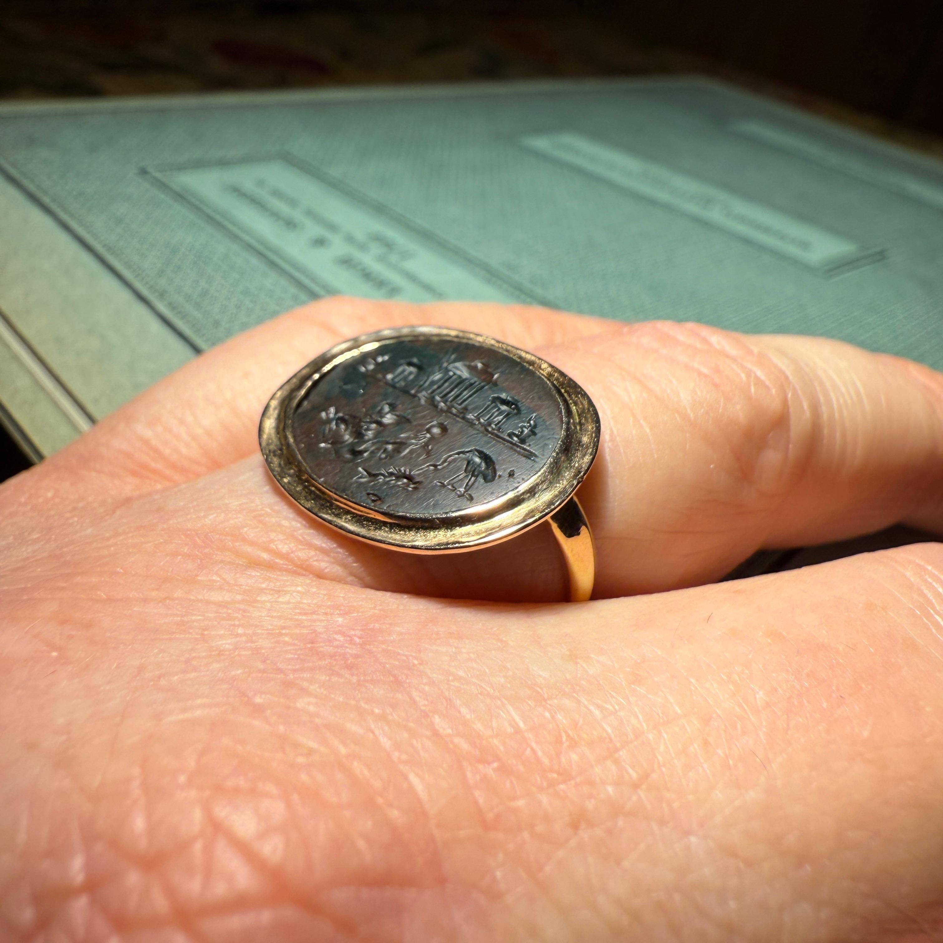 Gold Ring with a Roman Magical Jasper Intaglio. Roman, 1st–2nd century AD. in vendita 9