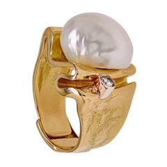 Gold Ring with Diamond and with Seed-Pearl