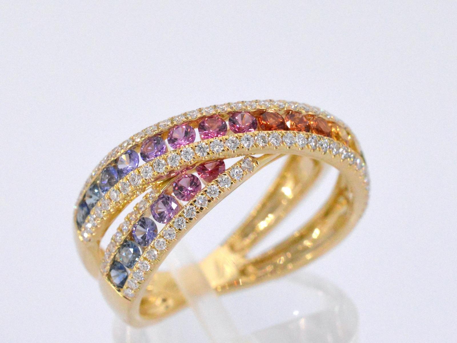 Gold ring with diamonds and multicolour sapphires In Excellent Condition For Sale In AMSTELVEEN, NH