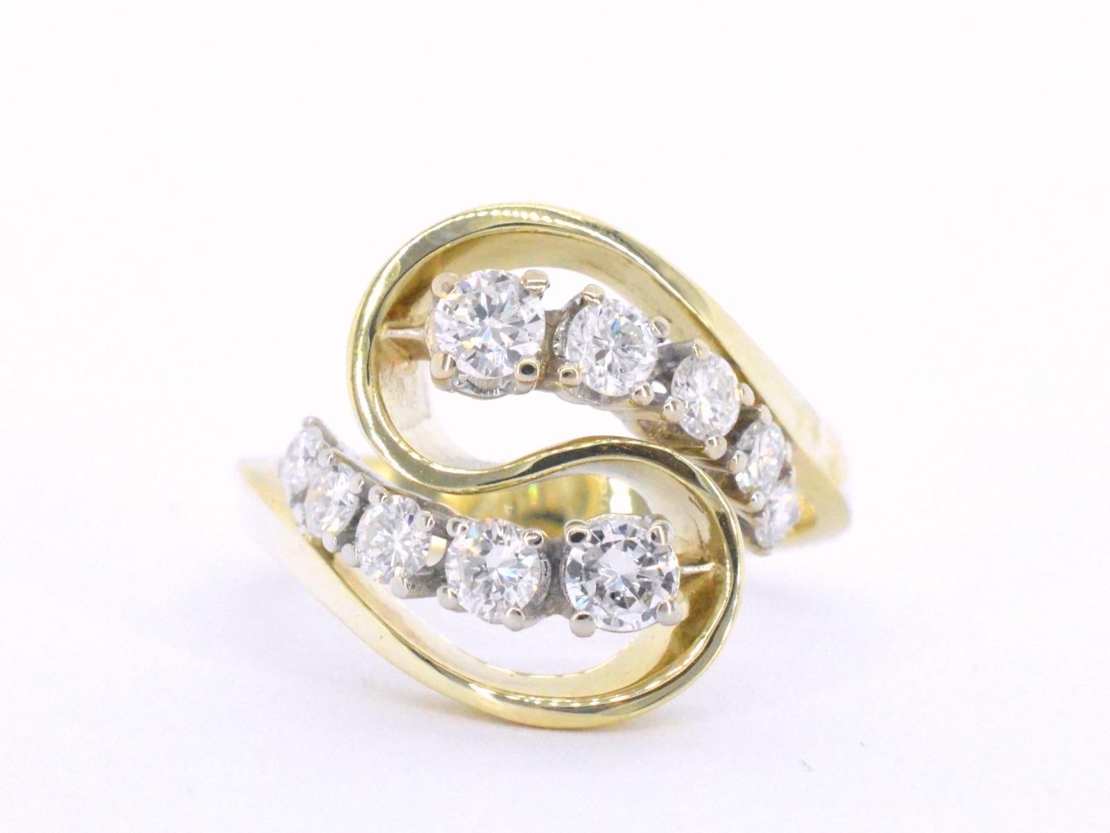 Brilliant Cut Gold Ring with Diamonds For Sale