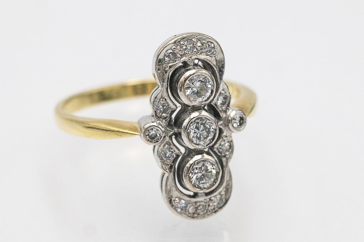 Women's or Men's Gold ring with diamonds, Great Britain, 1991.
