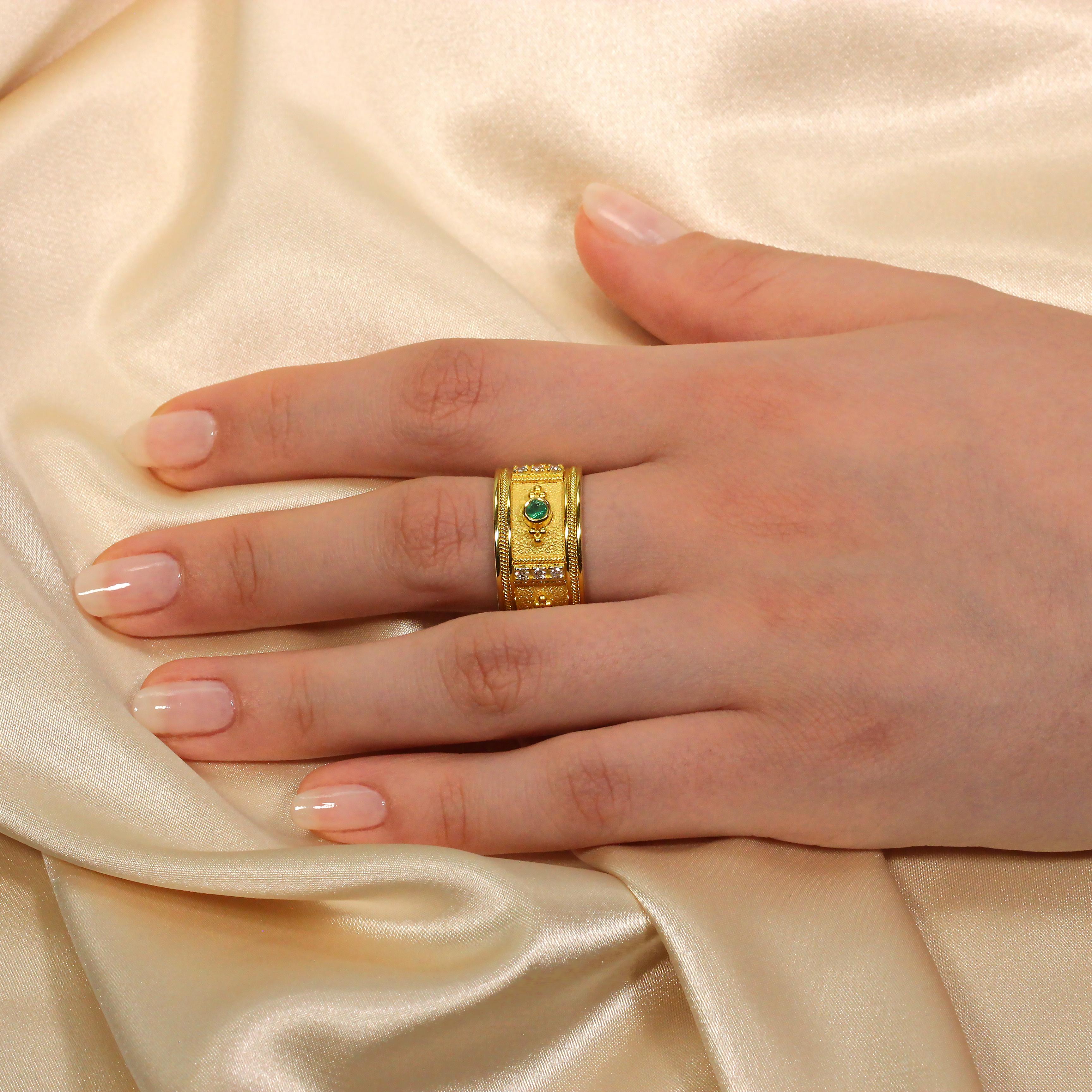 Women's Gold Ring with Emeralds and Brilliance For Sale