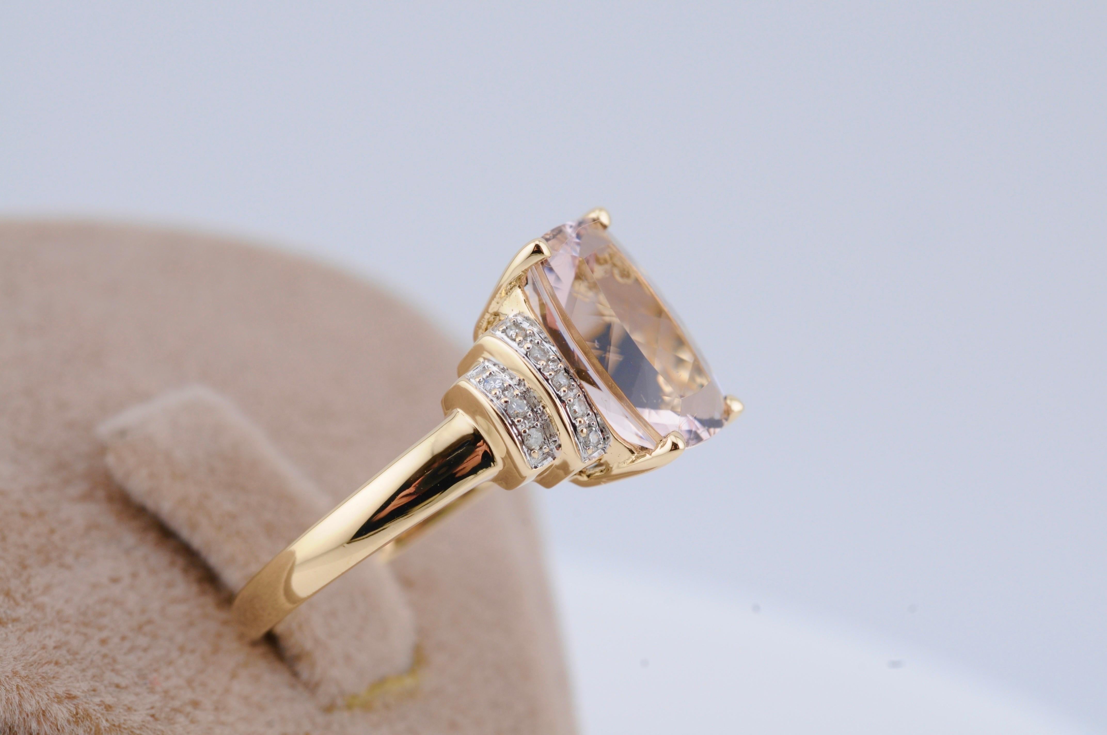 Anillo de oro con morganita/diamantes - 7 ct en 14k GG gema en Bueno Estado en Berlin, BE
