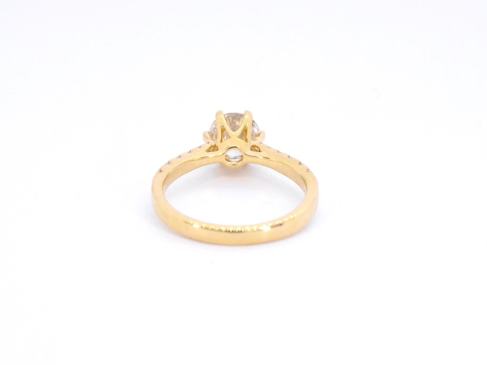 Gold Ring with One Large Diamond For Sale 1