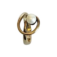 Gold Ring with Pearl in 9 Karat Gold