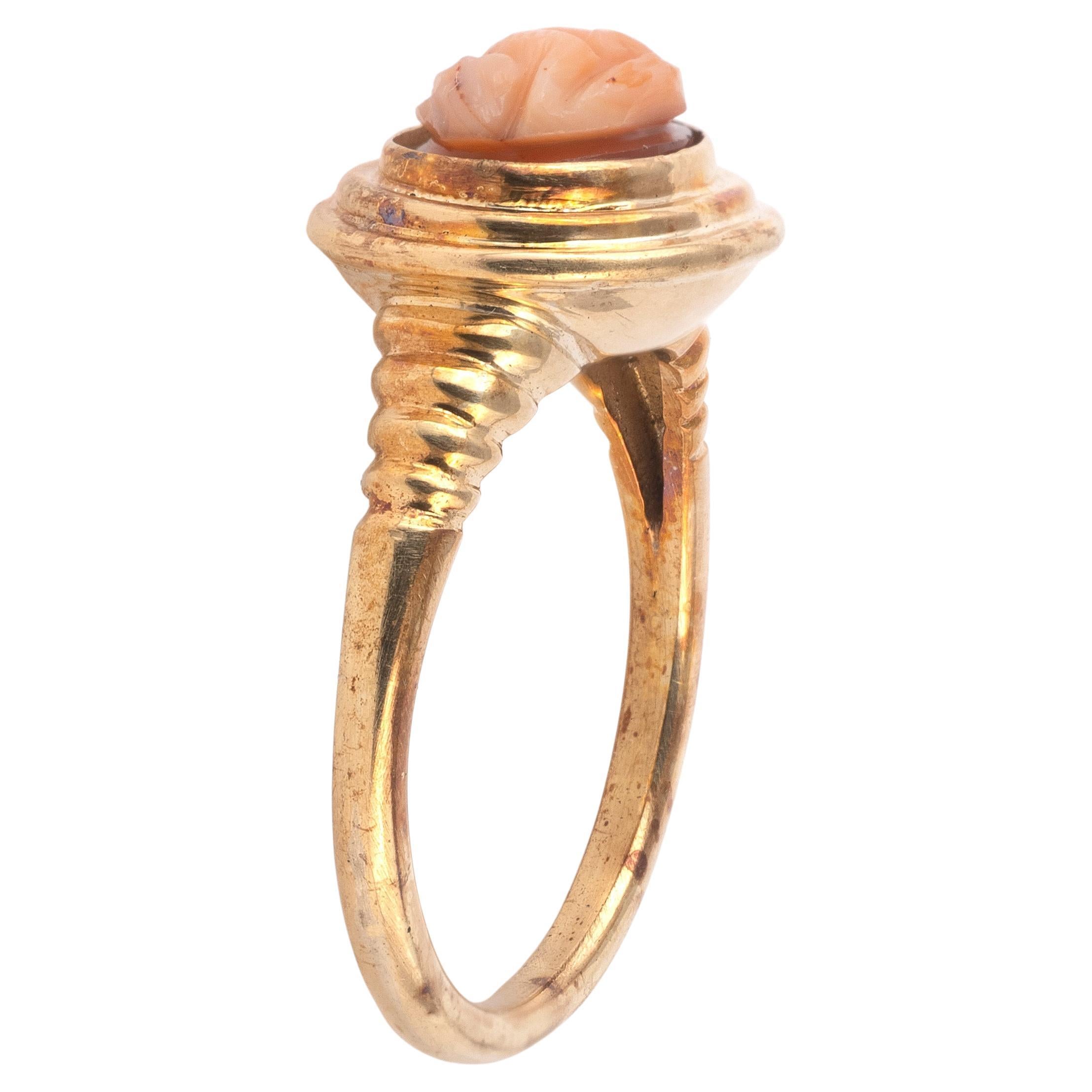 Uncut Gold Ring With Rabbit Pinkish Agate Roman Cameo 1st-Century AD For Sale